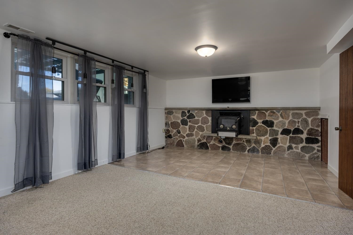 908 Roby Road, Stoughton, WI 53589