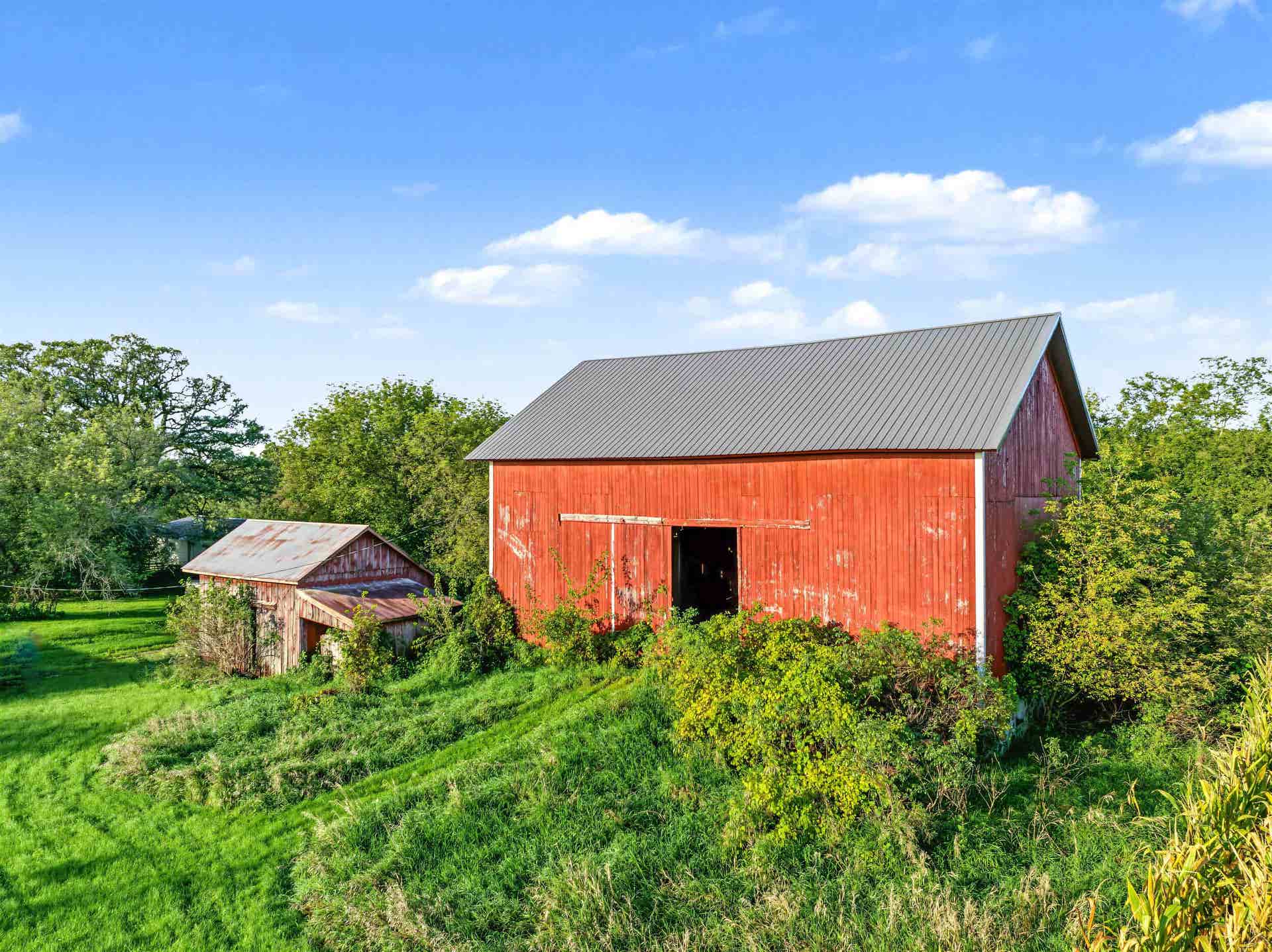 N7004 Faville Road, Milford, WI 53551
