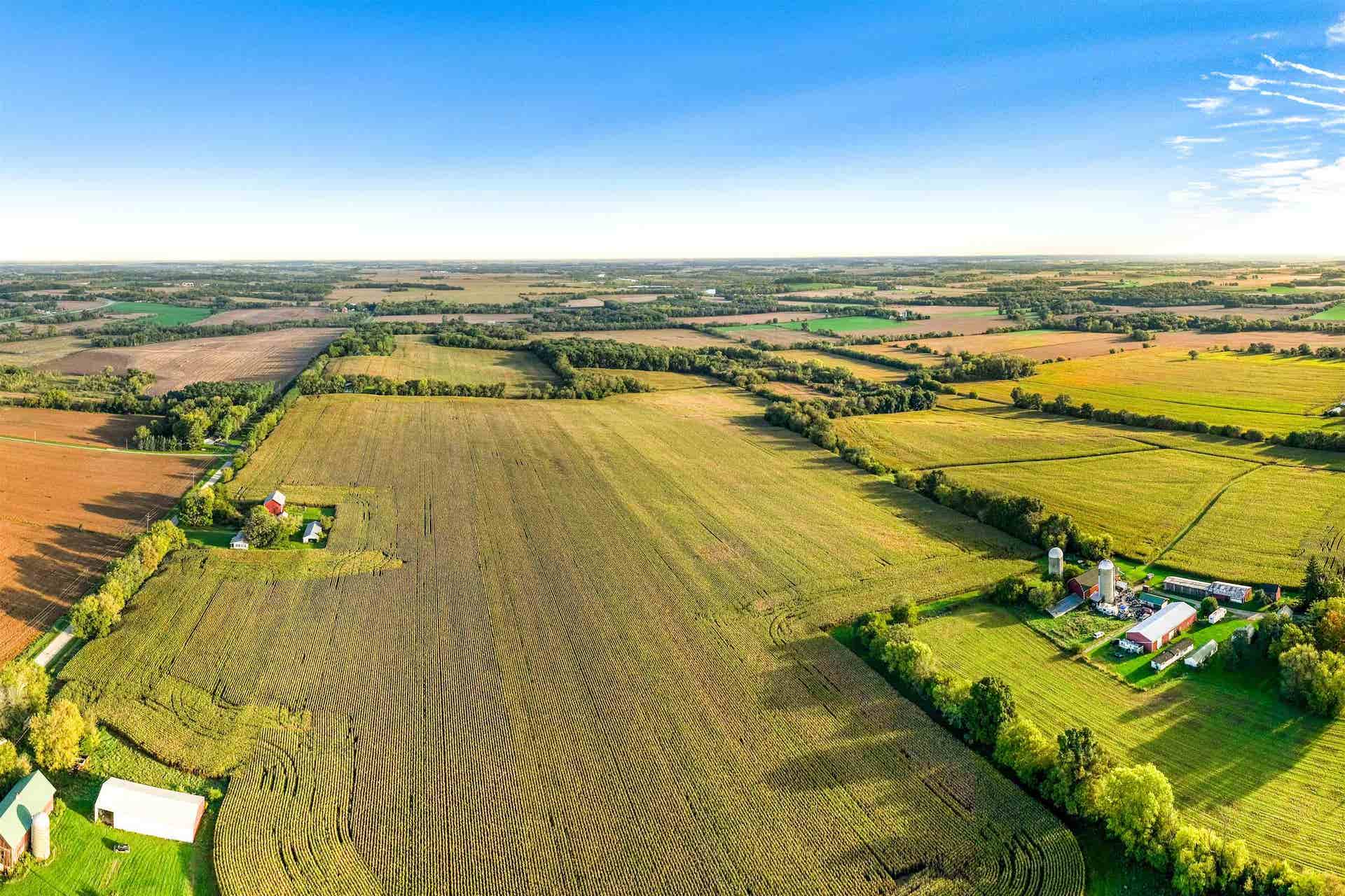 N7004 Faville Road, Milford, WI 53551