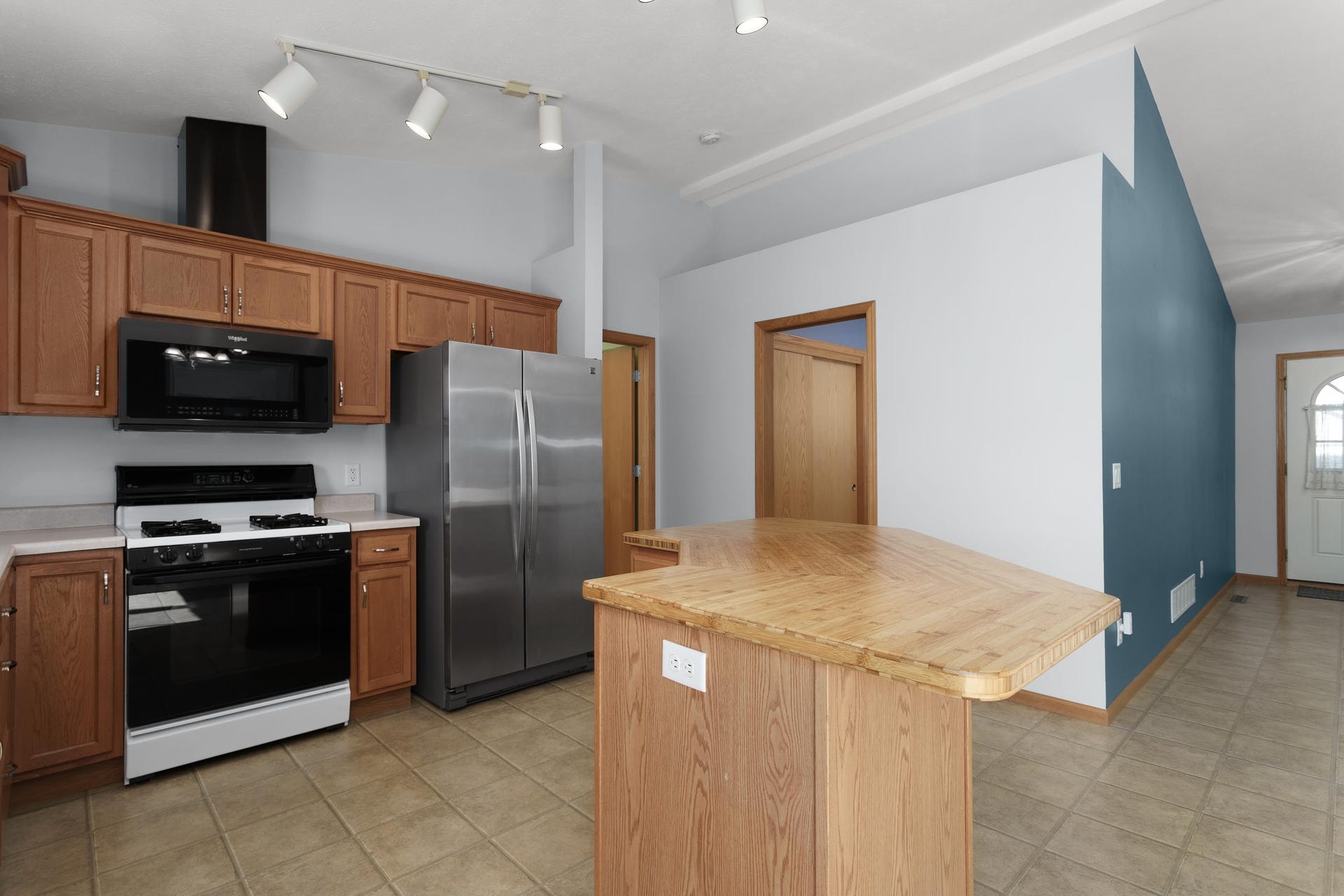 4500 Red Tail Lane, Janesville, WI 53546