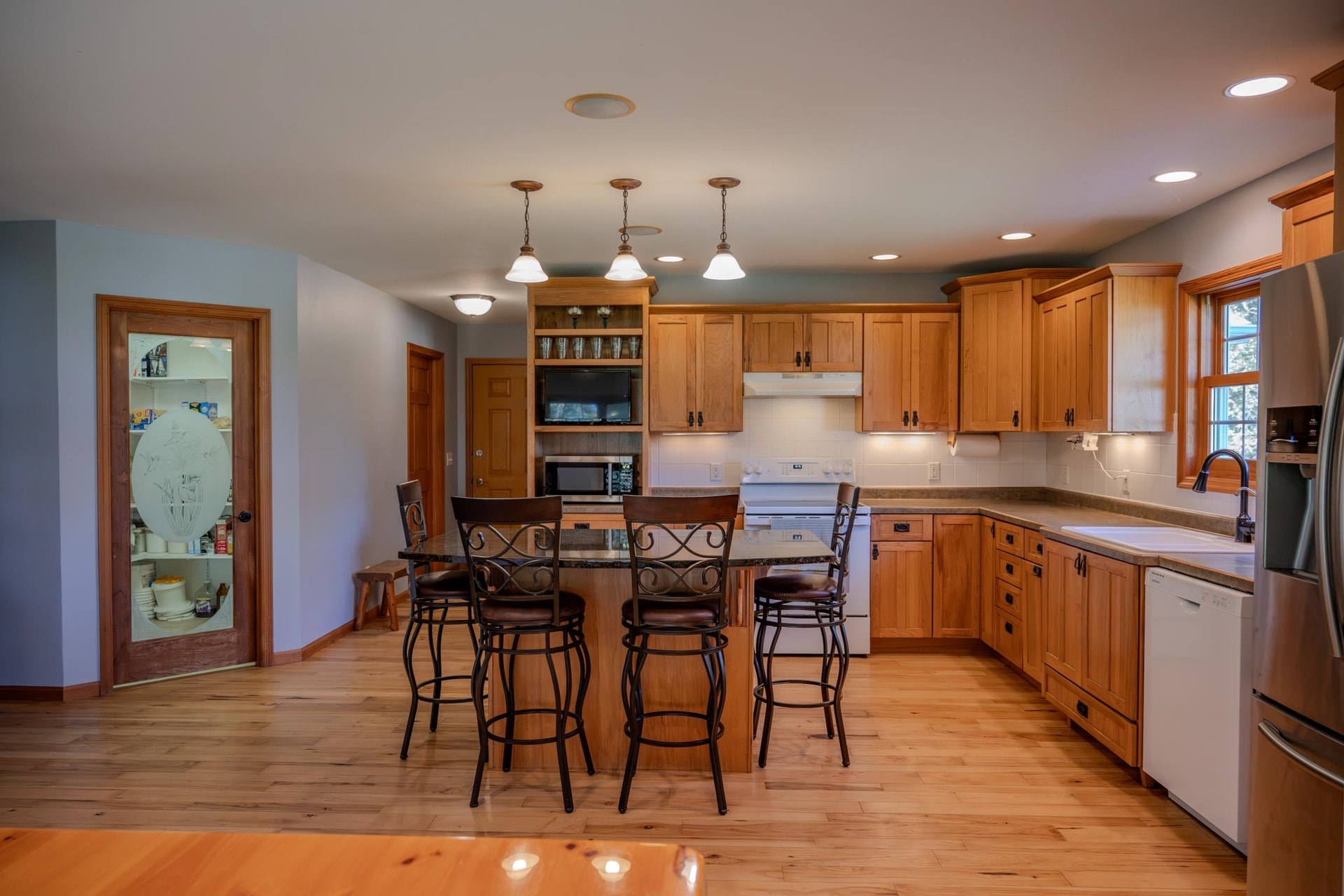 N3605 Householder Lane, Lemonweir, WI 53948