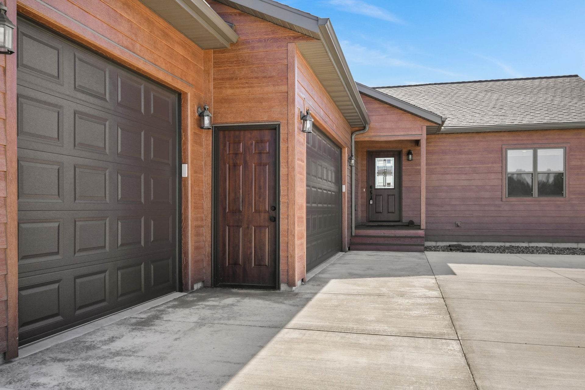 W5807 Lake Cabin Drive, Germantown, WI 53950