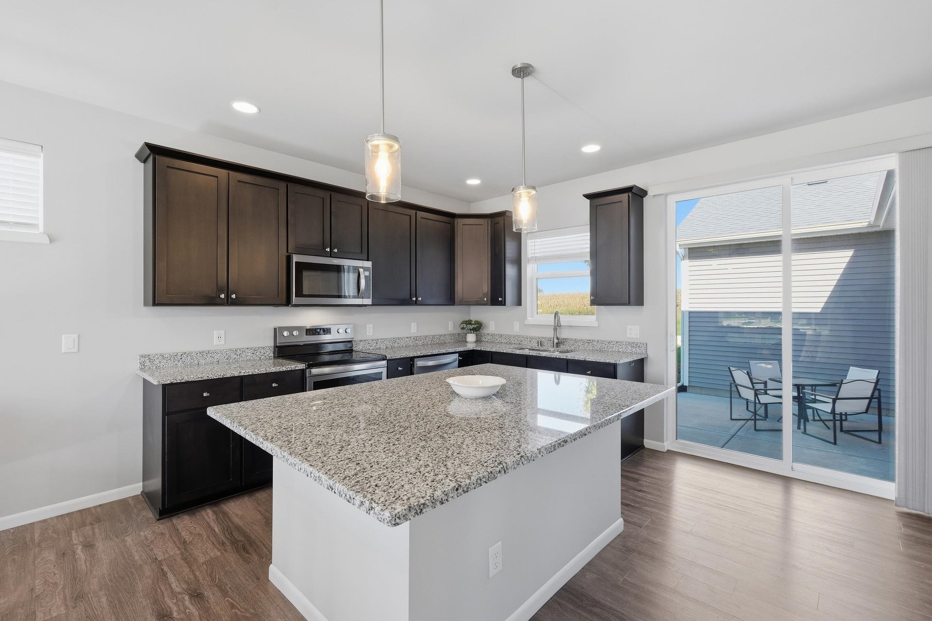 1092 O'keeffe Avenue, Sun Prairie, WI 53590