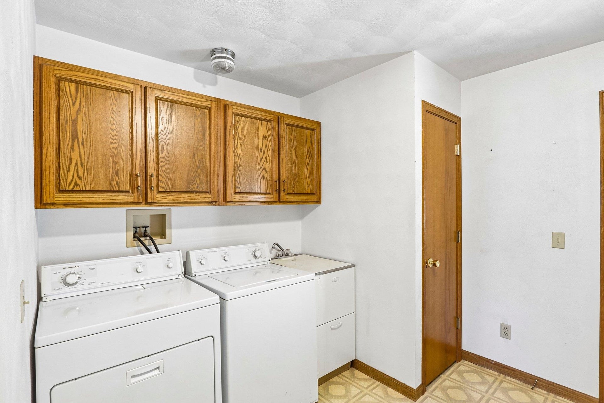 100 Wildwood Drive, Columbus, WI 53925-1876
