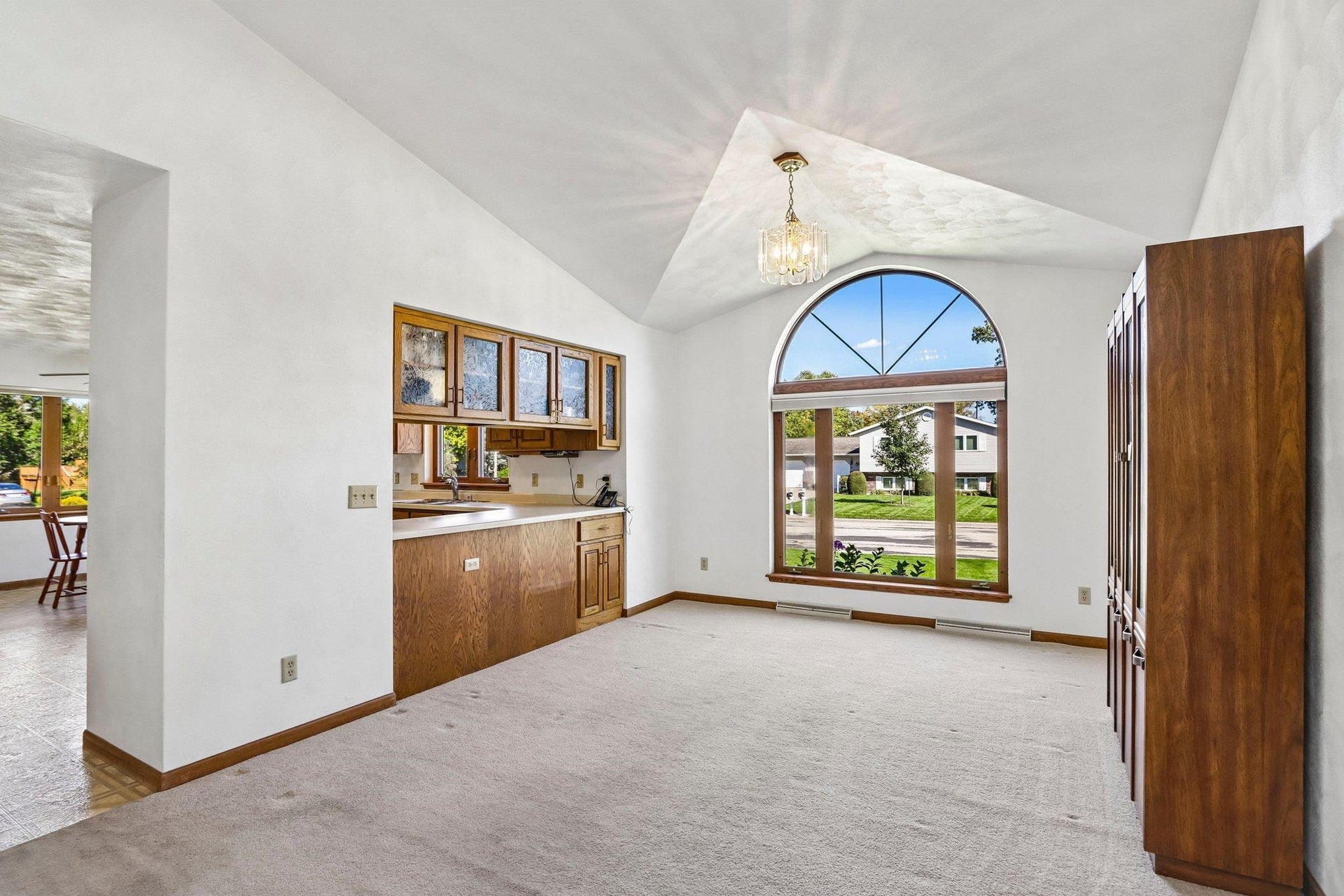 100 Wildwood Drive, Columbus, WI 53925-1876