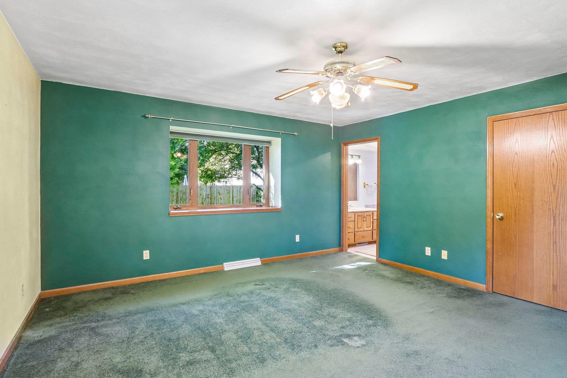 100 Wildwood Drive, Columbus, WI 53925-1876