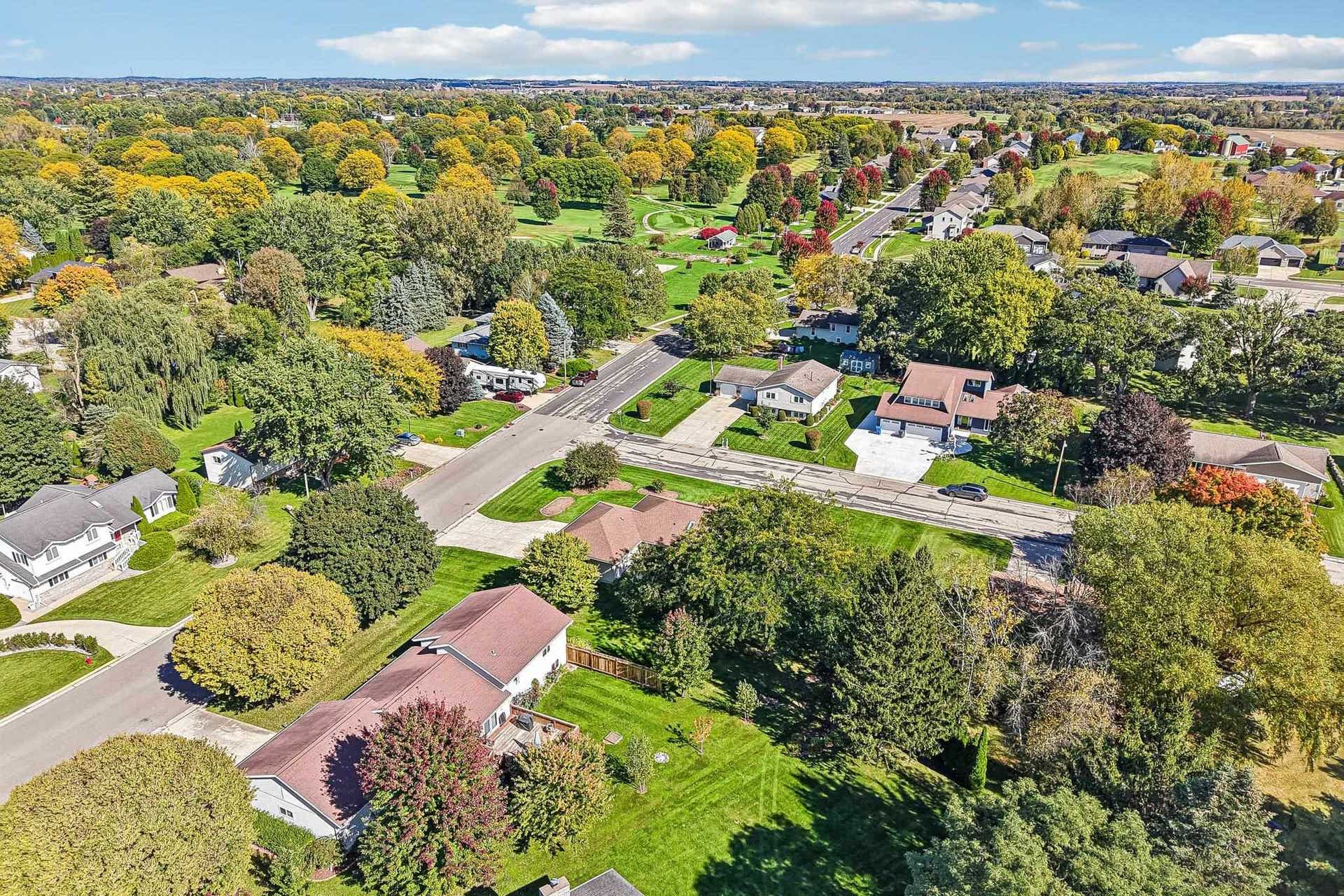 100 Wildwood Drive, Columbus, WI 53925-1876