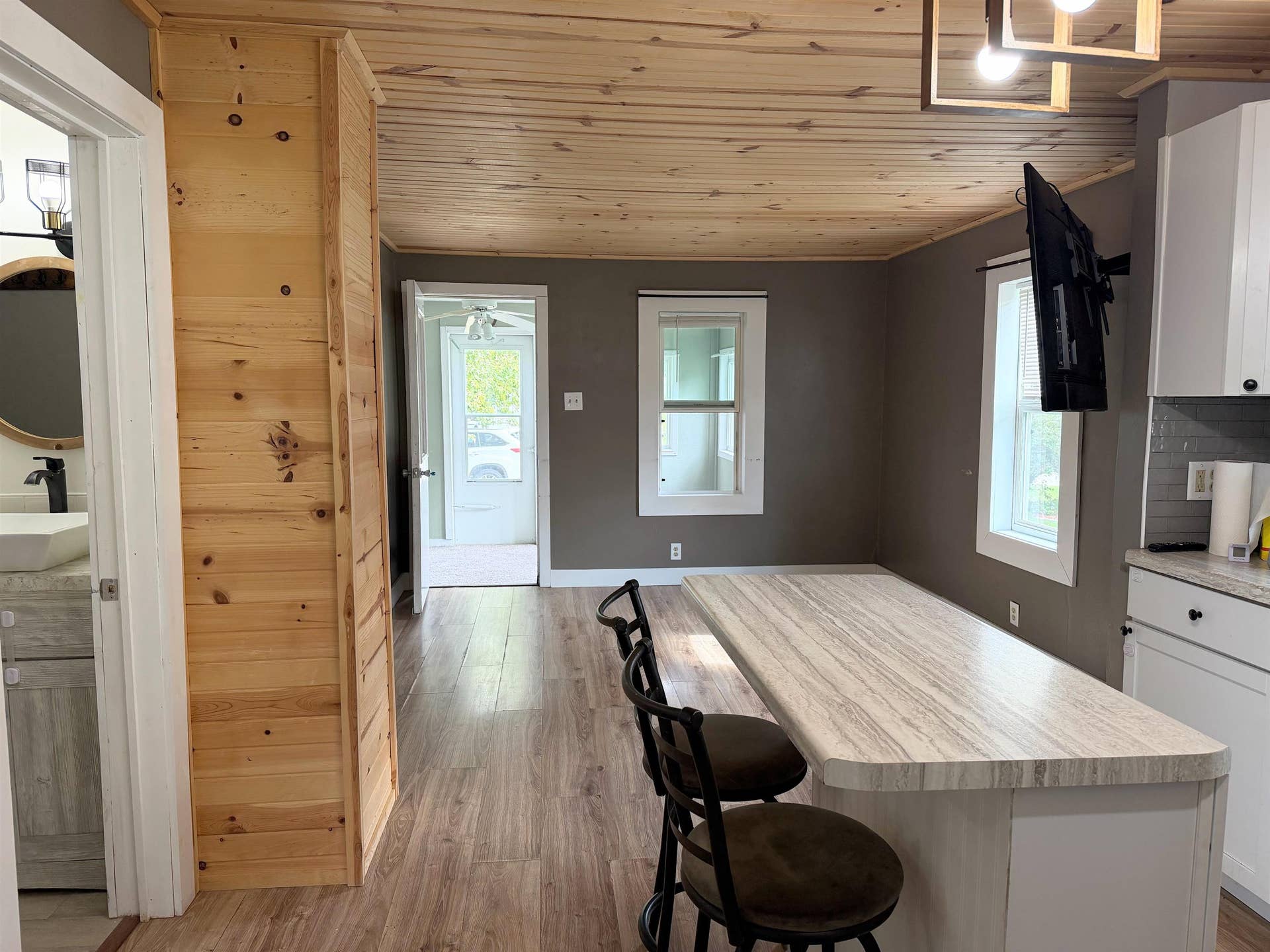 619 N Michigan Street, Prairie Du Chien, WI 53821