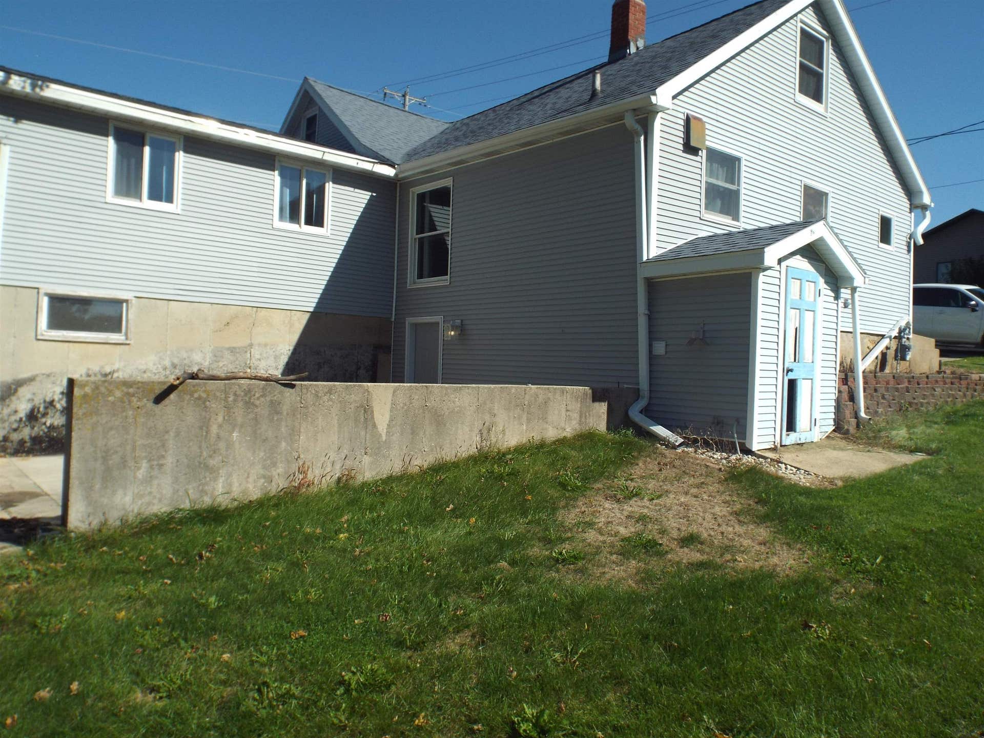 303 S Center Street, Browntown, WI 53522