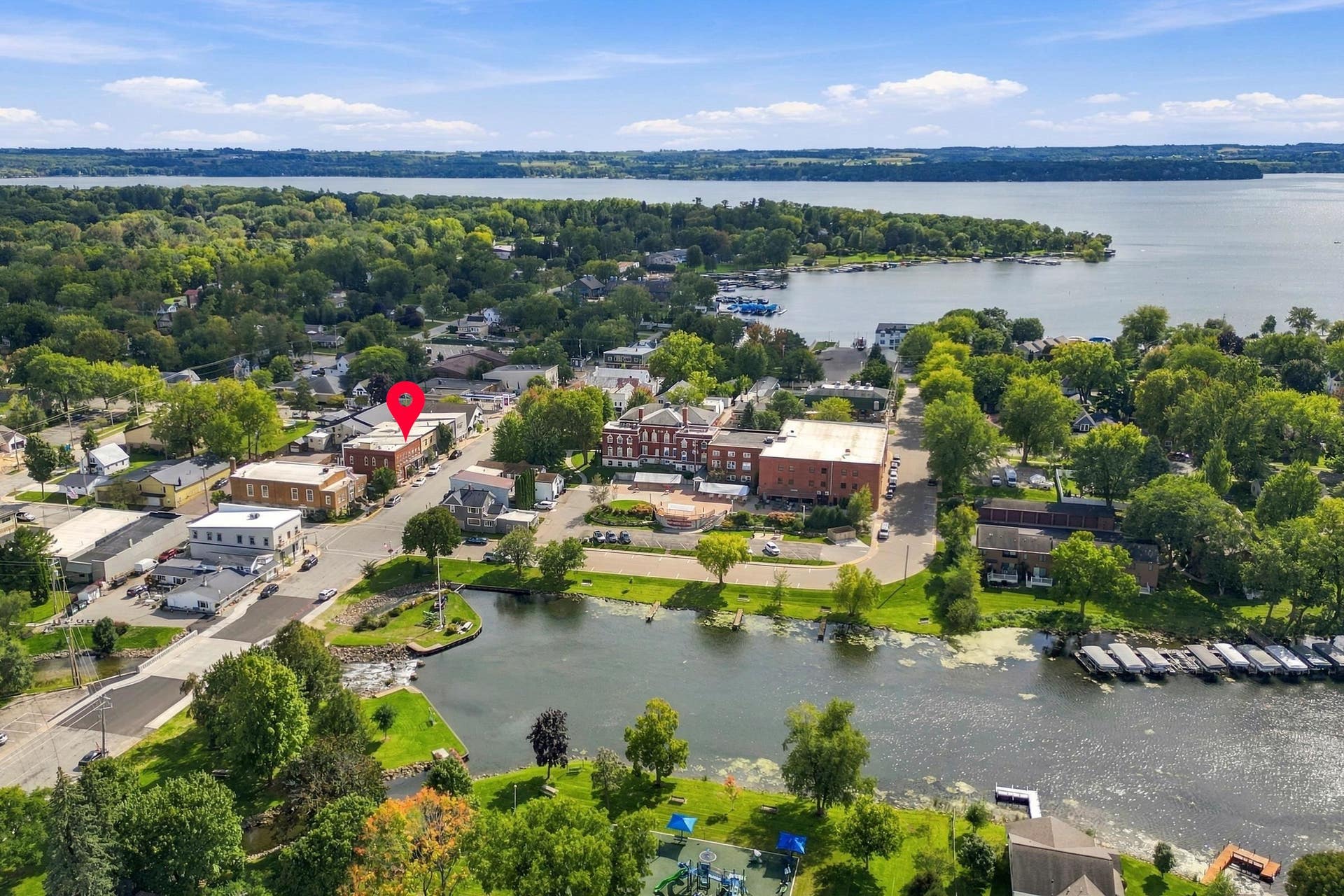 528 Mill Street, Green Lake, WI 54941