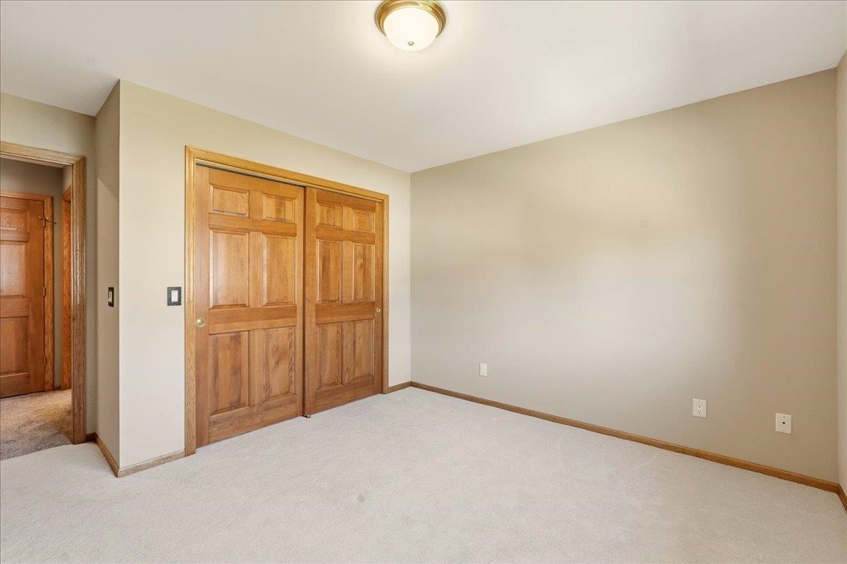 9101 Settlers Road, Madison, WI 53717