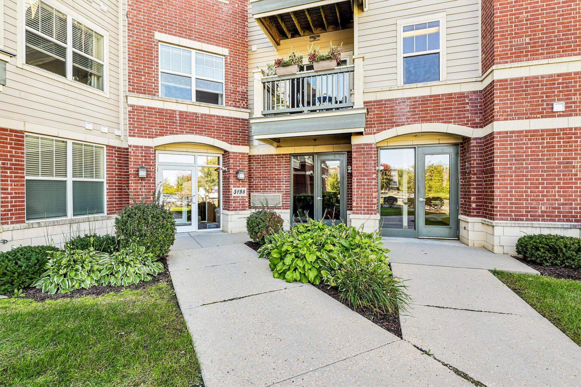 5198 Sassafras Drive, #105, Fitchburg, WI 53711