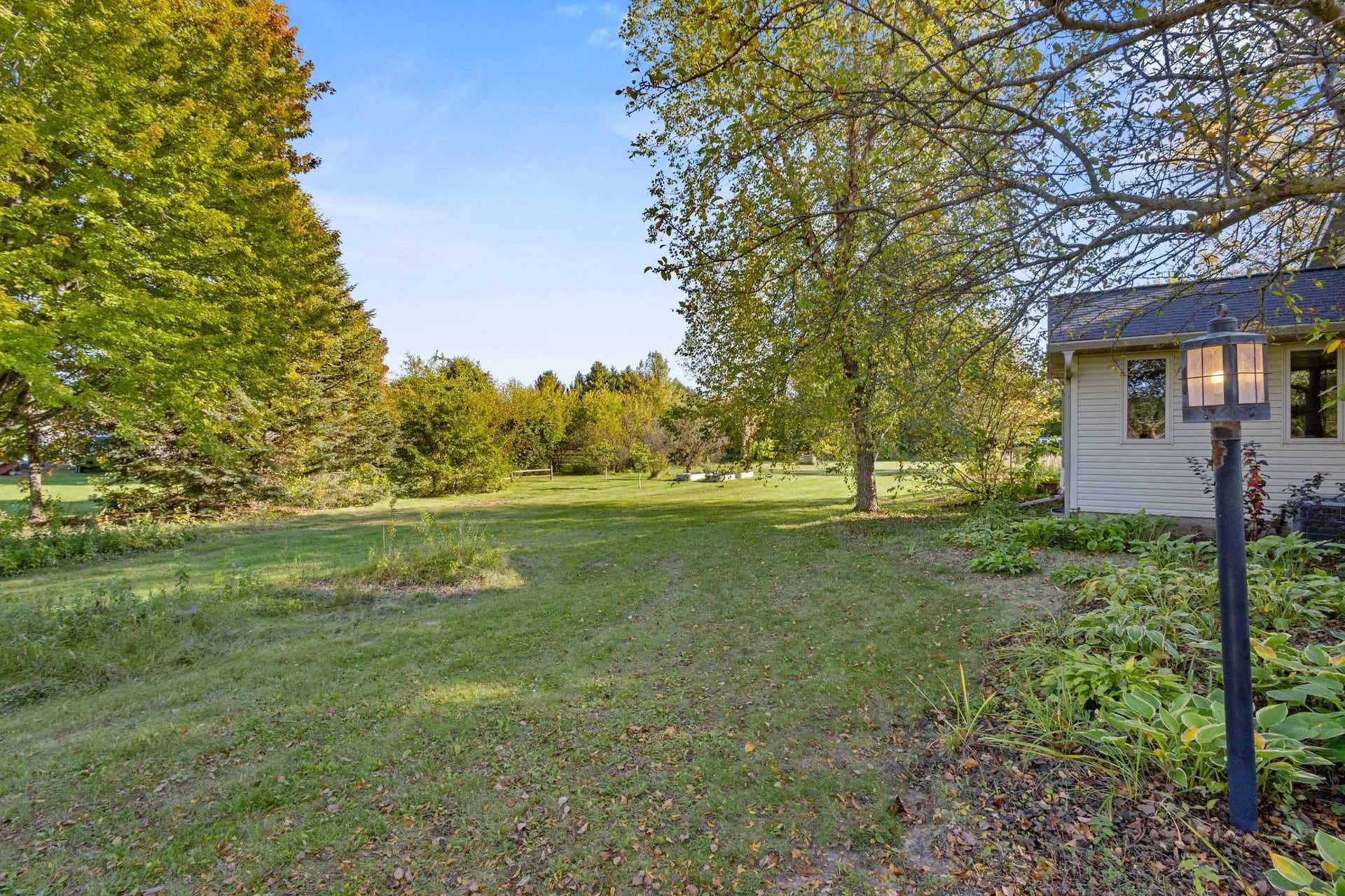 W3291 Schaefer Road, Exeter, WI 53508