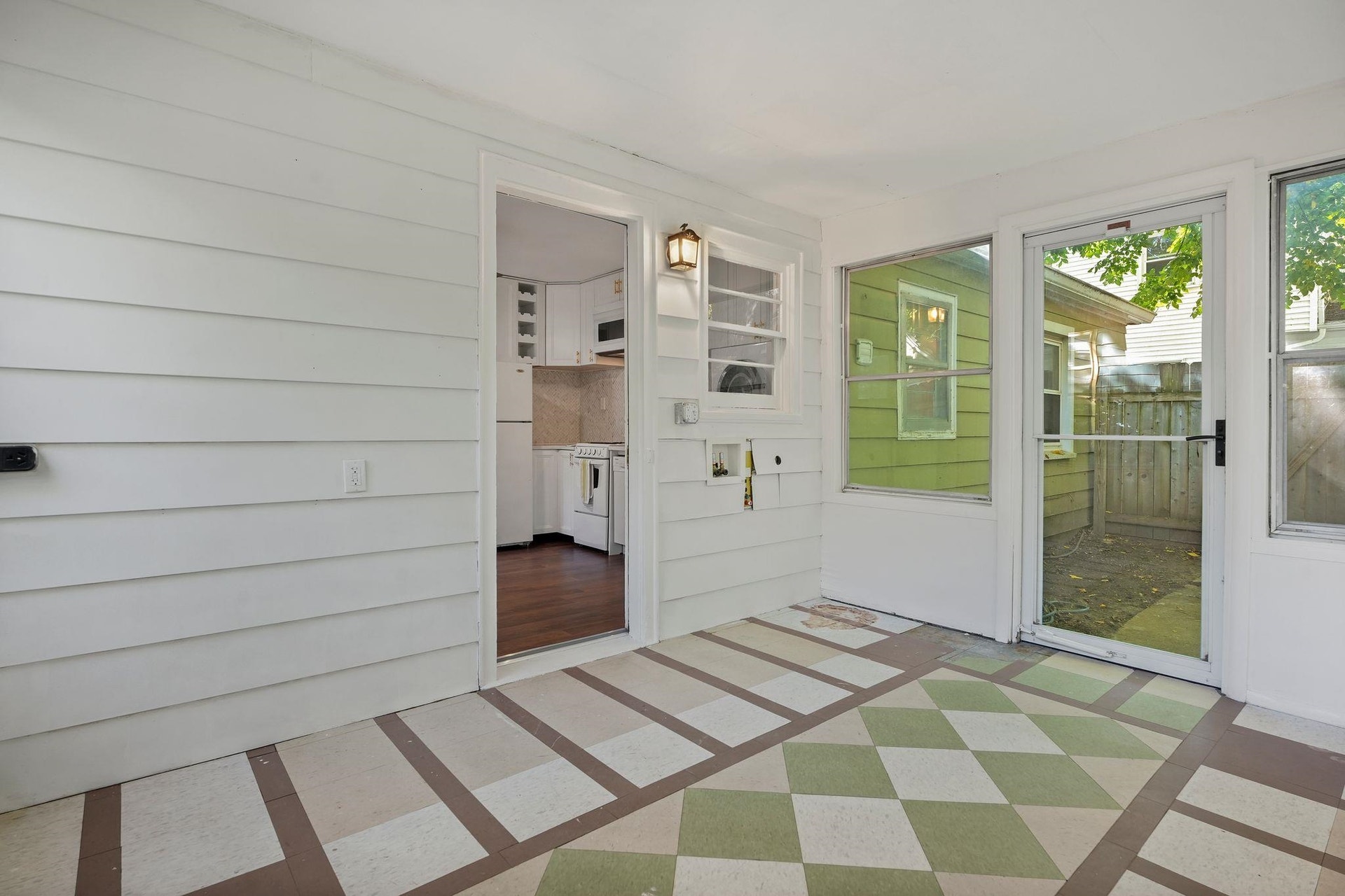4609 Gordon Avenue, Monona, WI 53716