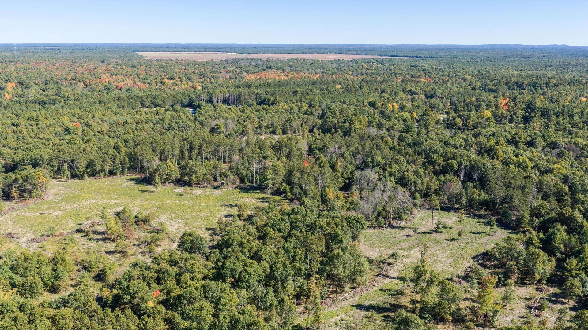 943 13th Avenue, Big Flats, WI 54613
