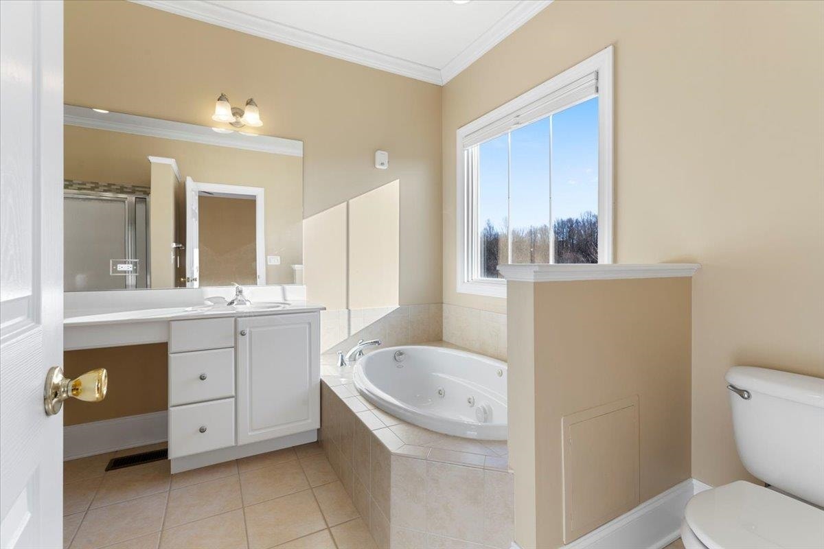 1711 Honeysuckle Drive, Blacksburg, VA 24060