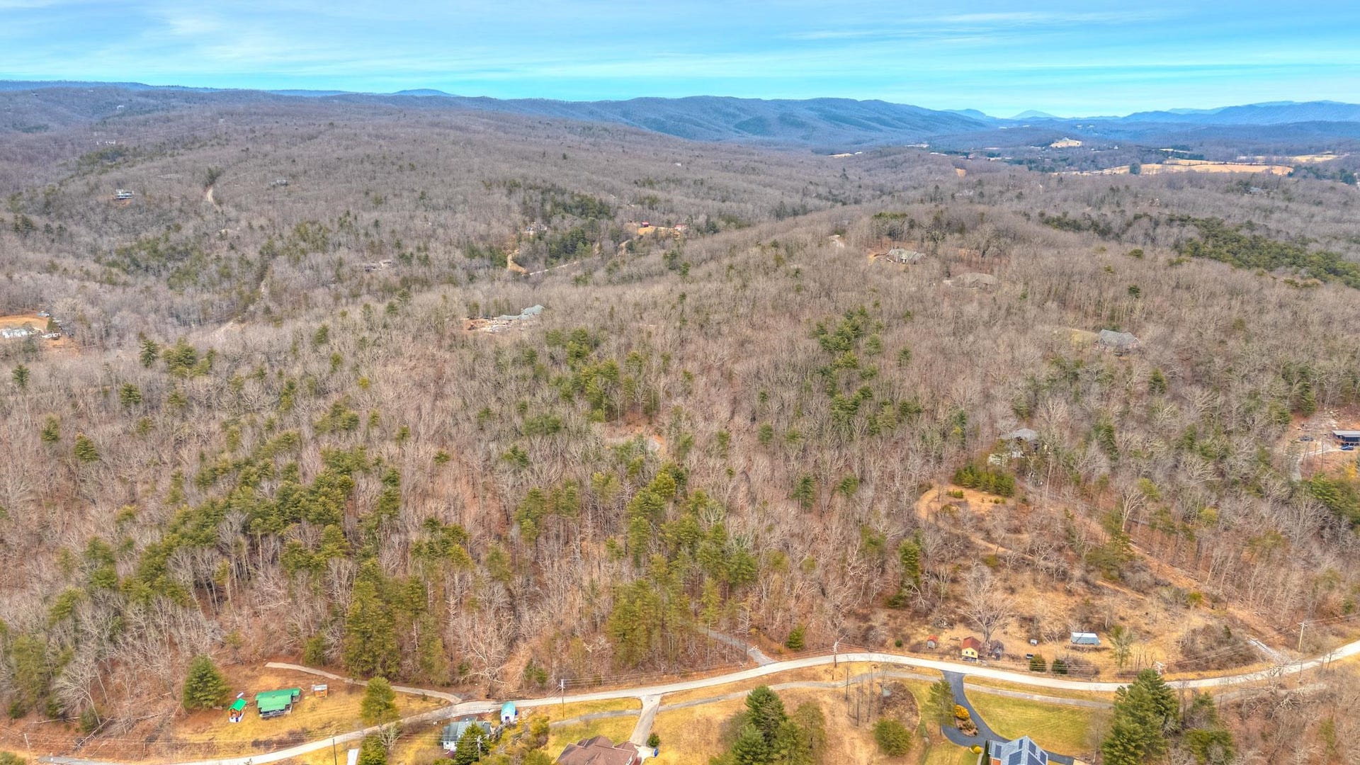 1262 TREETOP RIDGE Road, Blacksburg, VA 24060