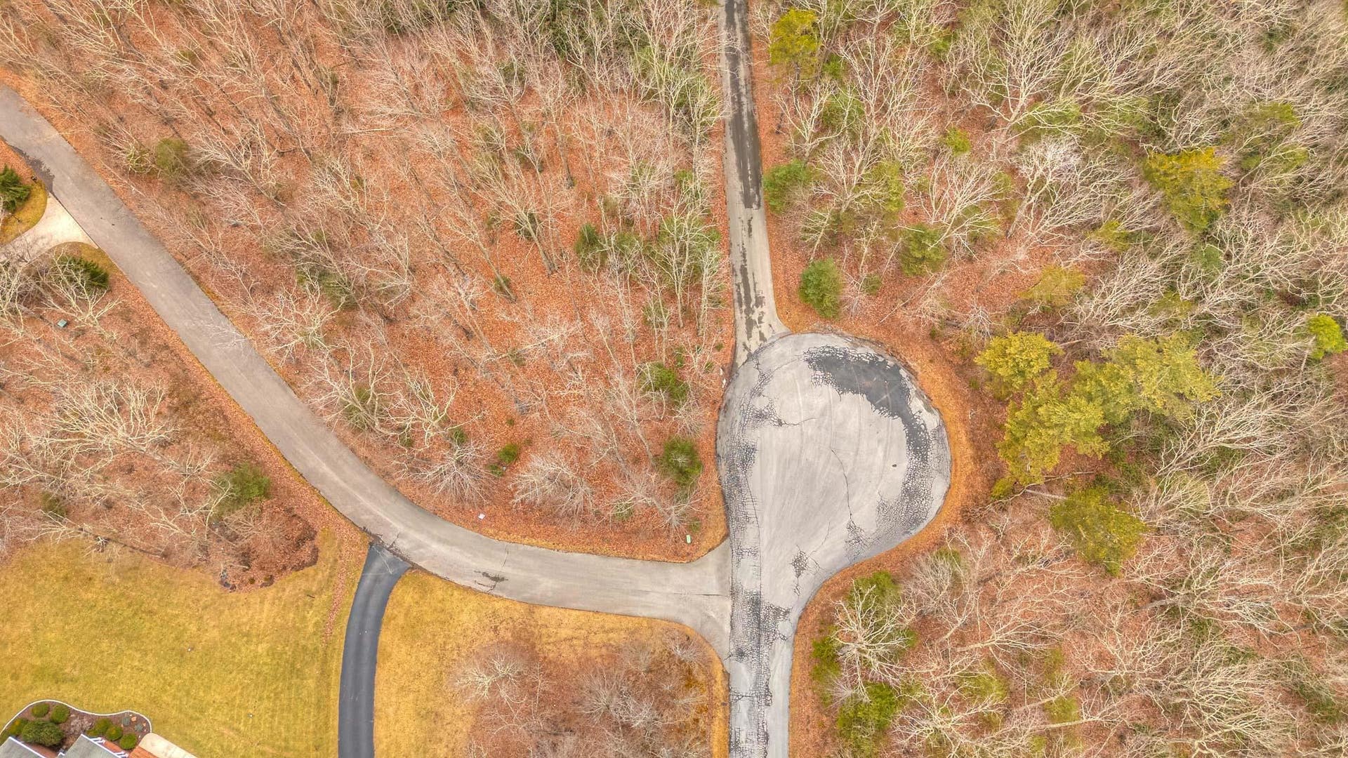 1262 TREETOP RIDGE Road, Blacksburg, VA 24060