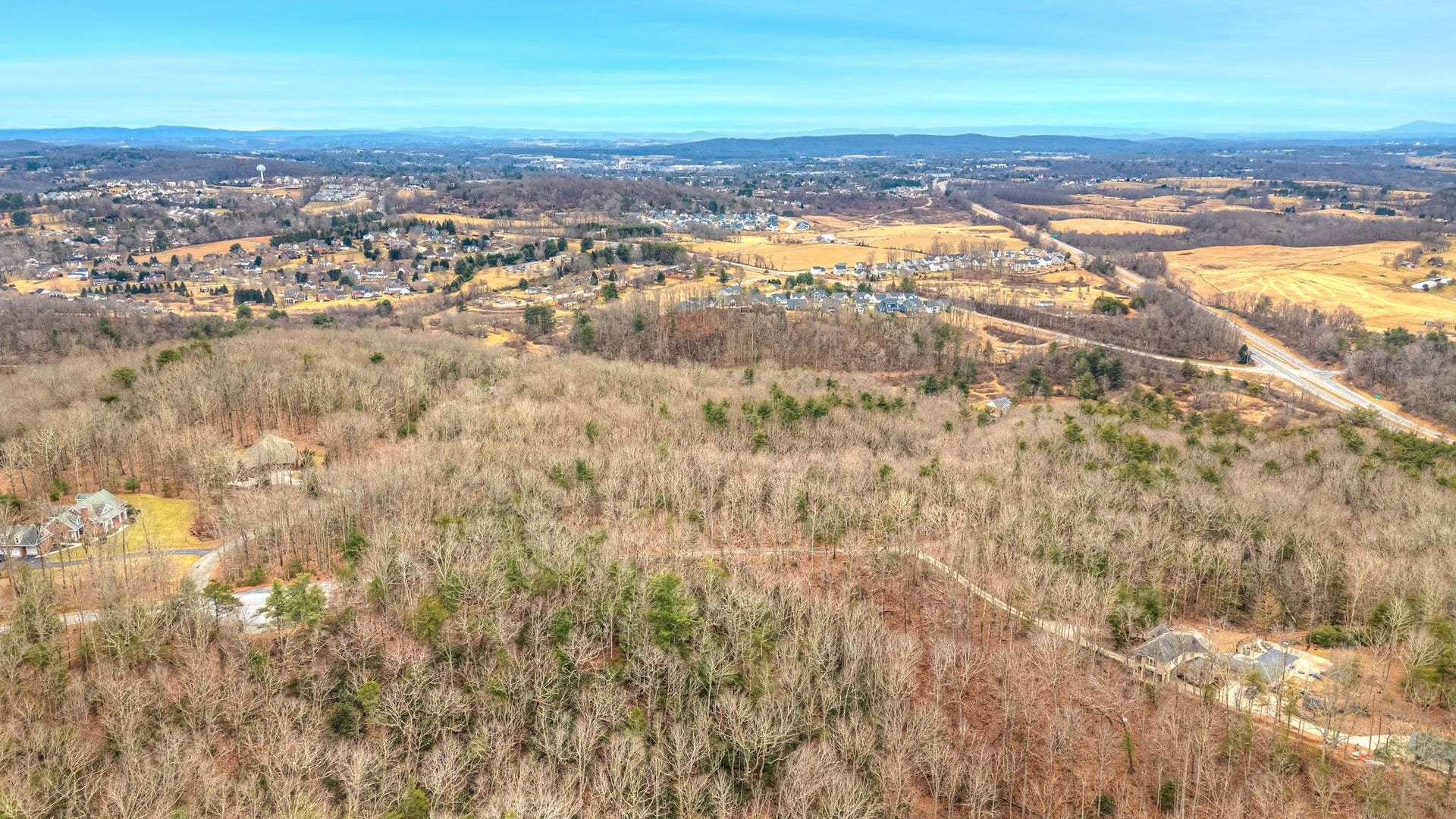 1262 TREETOP RIDGE Road, Blacksburg, VA 24060