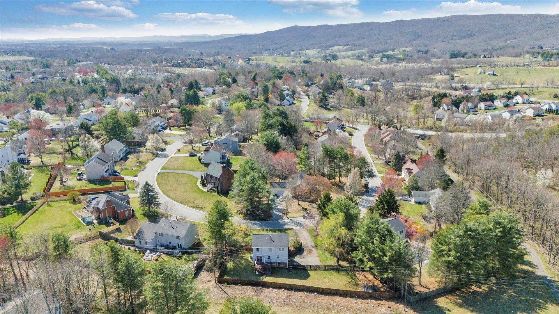 300 Cherokee Drive, Blacksburg, VA 24060