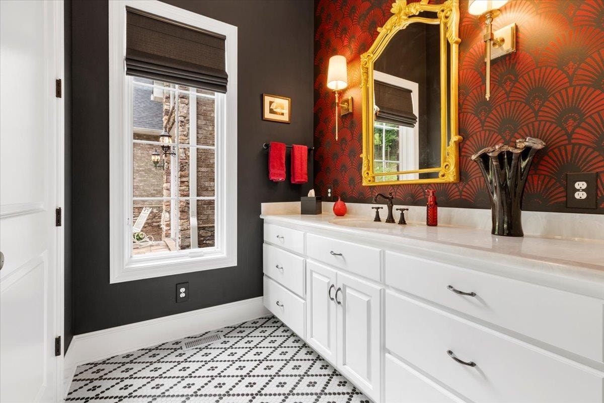 399 Deercroft Drive, Blacksburg, VA 24060