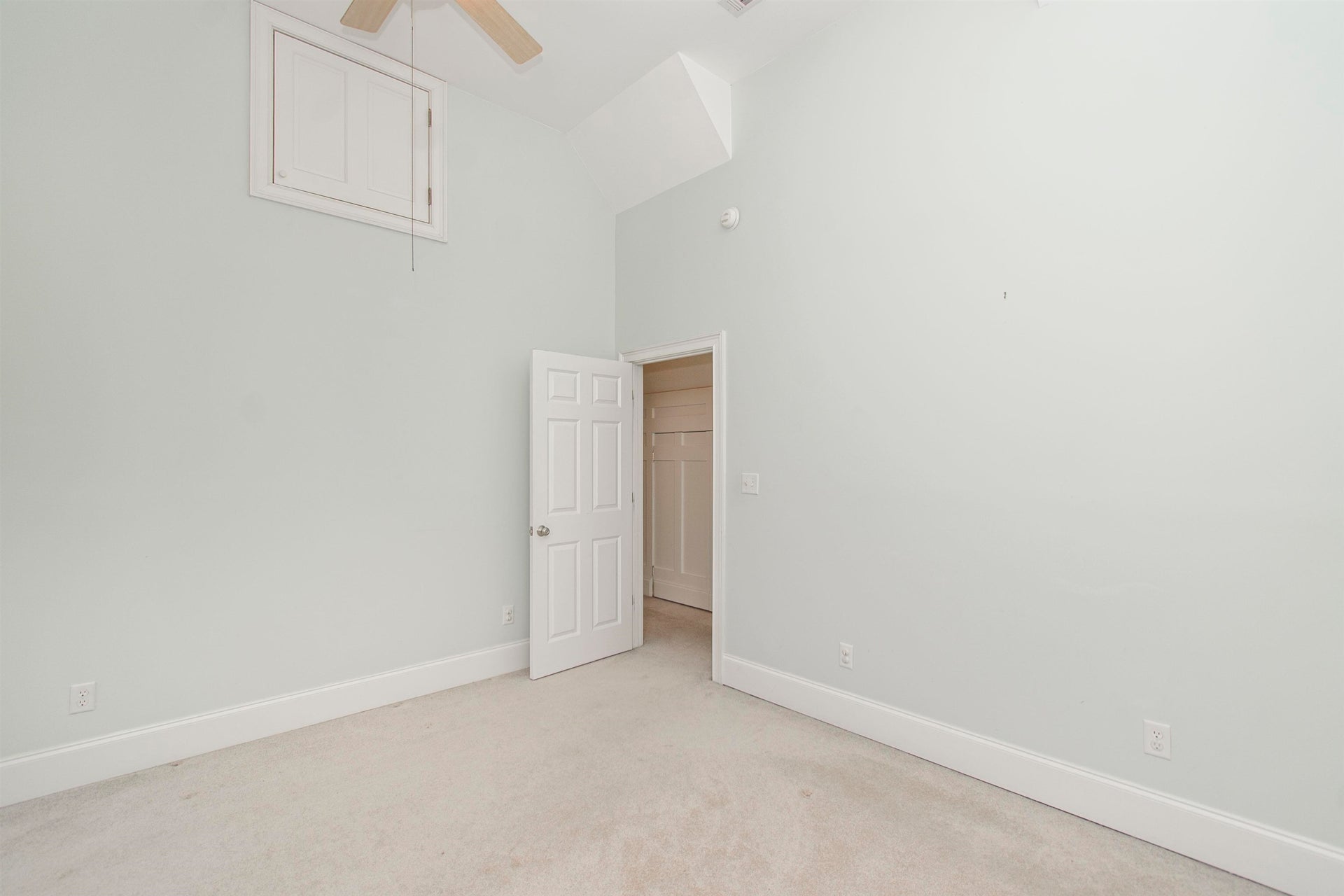 7083 Foxfire Road, Catawba, VA 24070