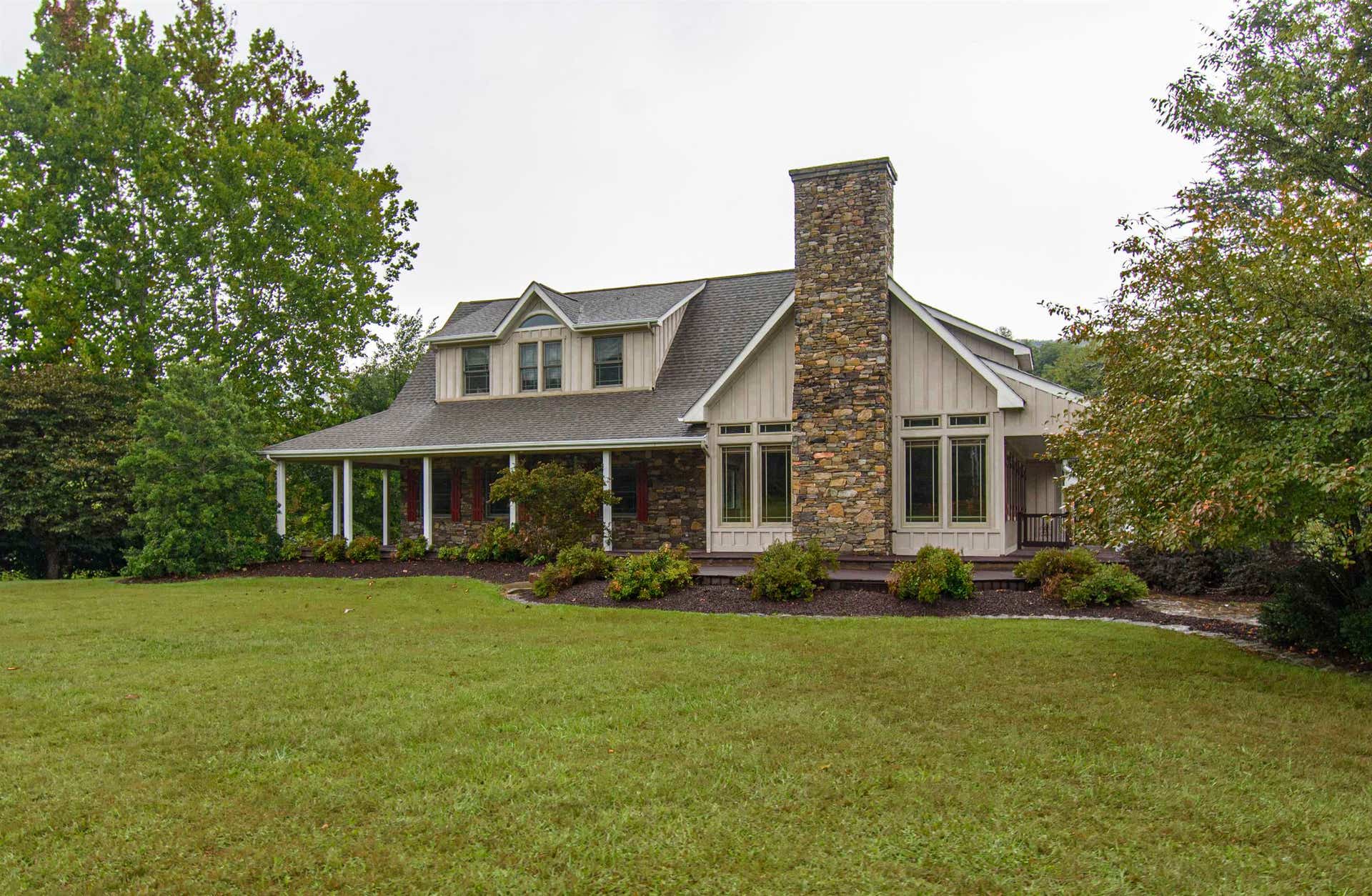 7083 Foxfire Road, Catawba, VA 24070