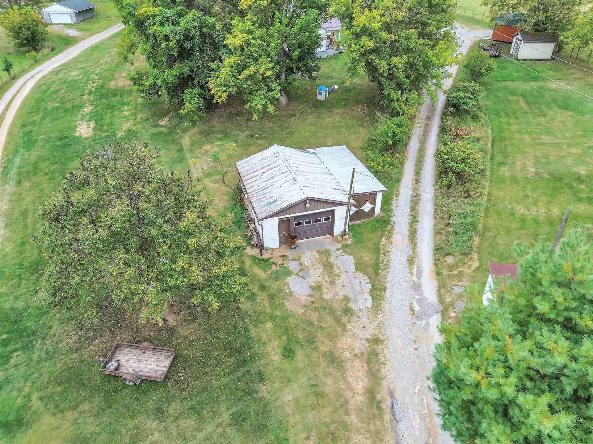 108 Ole Church Road, Pembroke, VA 24136