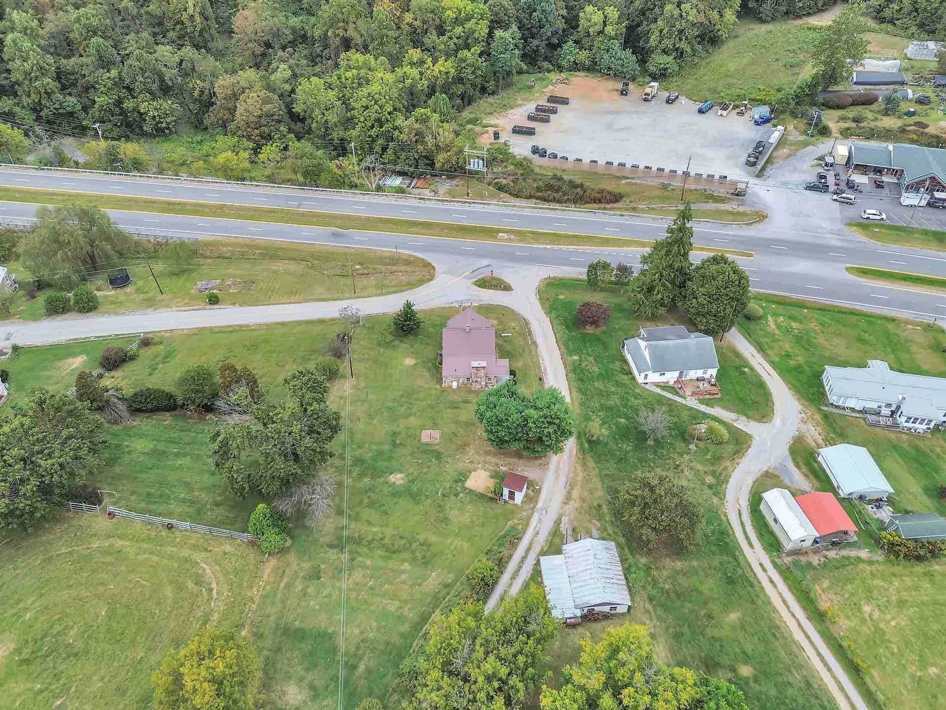 108 Ole Church Road, Pembroke, VA 24136