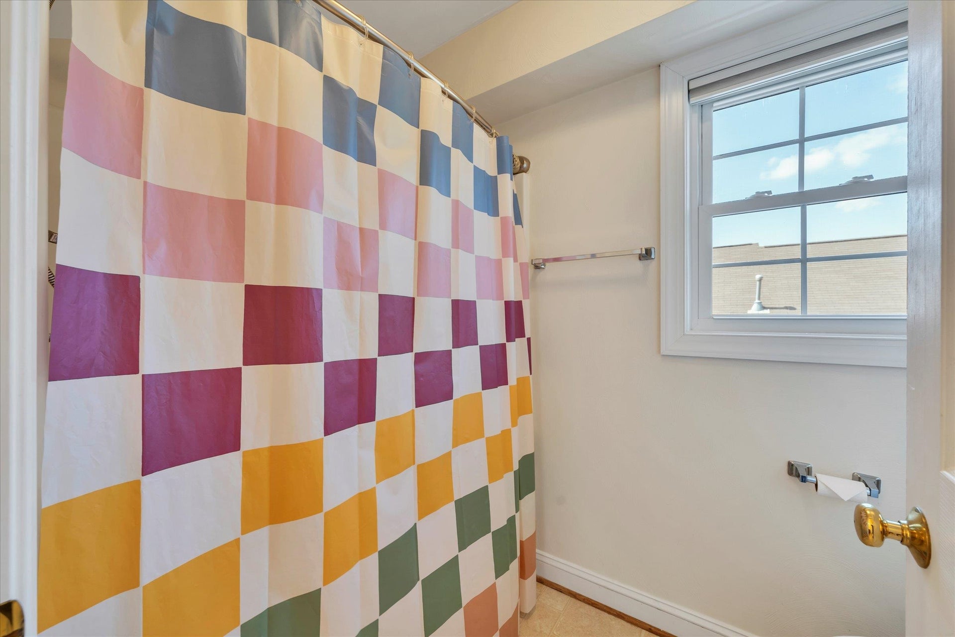 1113 BROOK Circle, Blacksburg, VA 24060