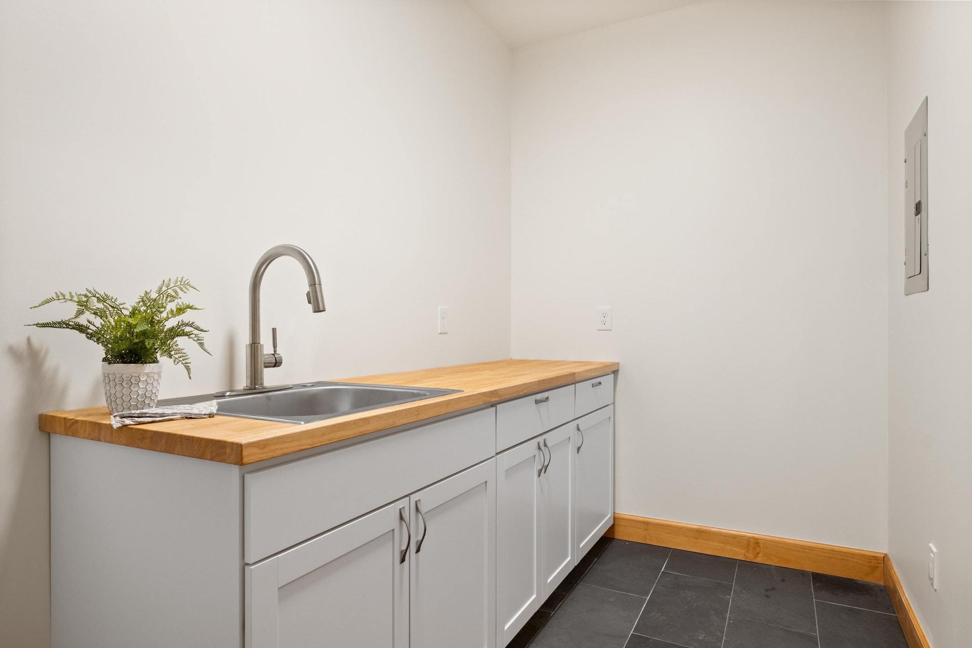 1348 CRANBERRY Lane, Blacksburg, VA 24060