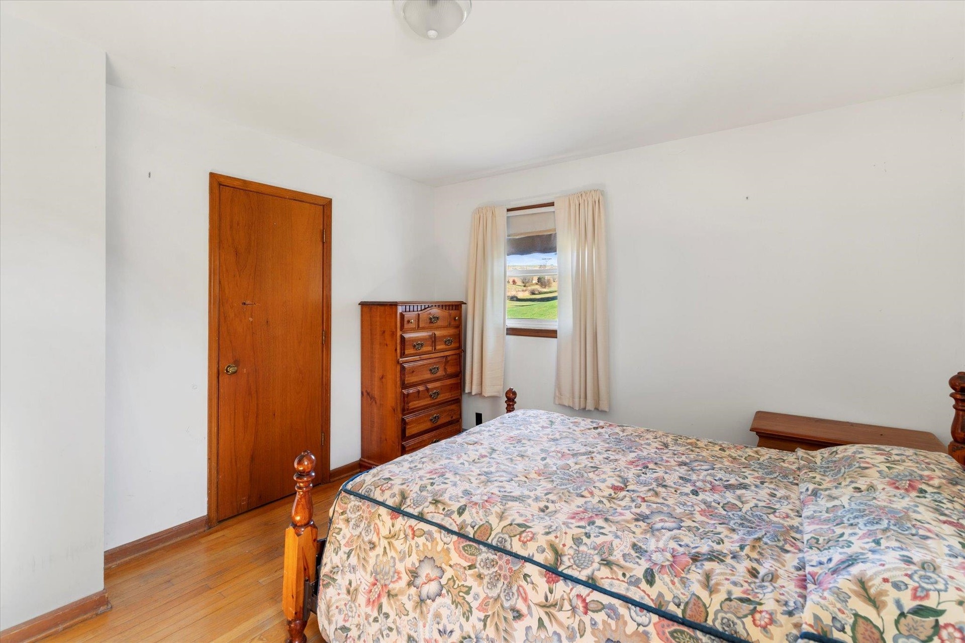 408 Hale Street, Pearisburg, VA 24134