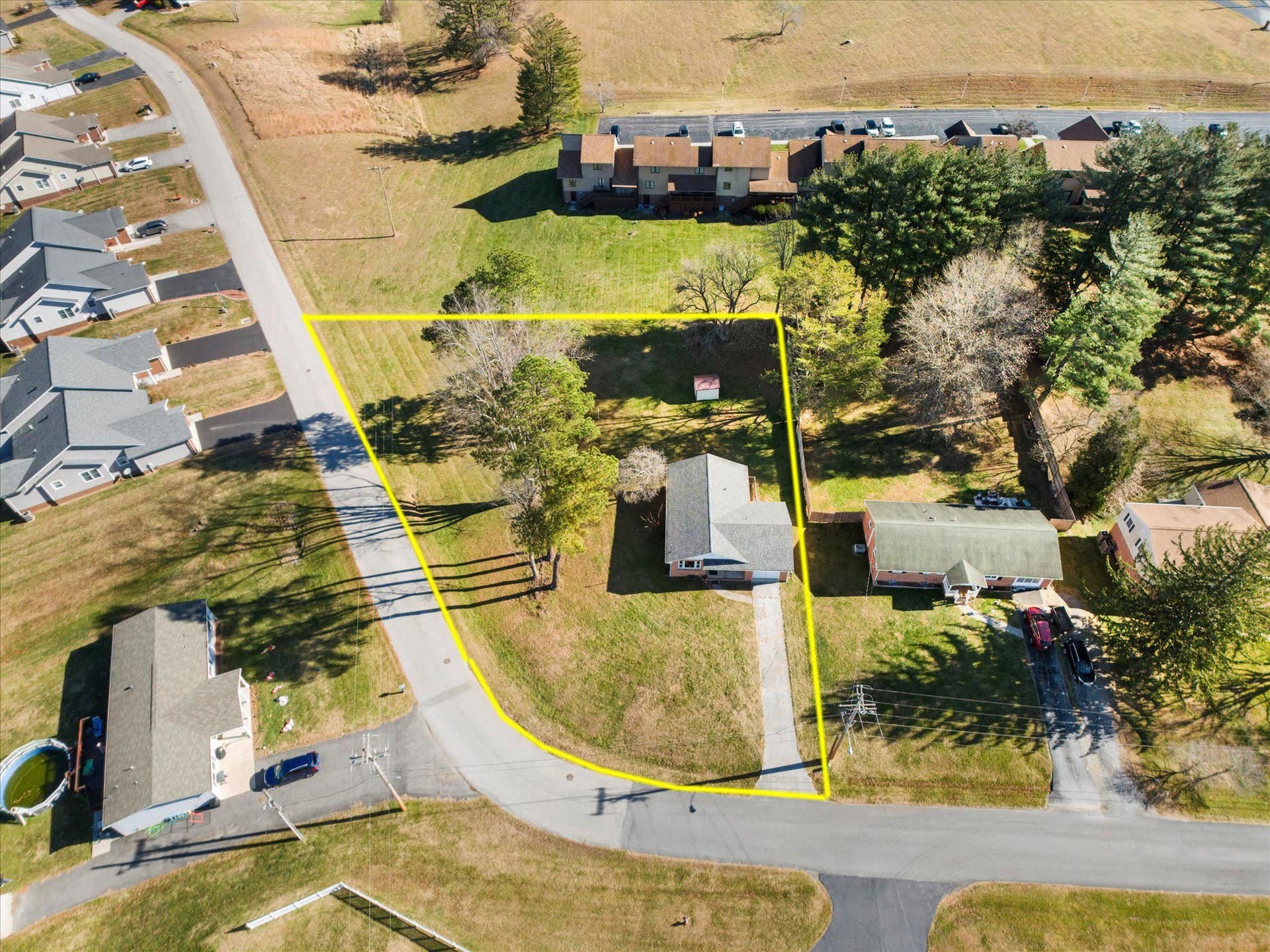 408 Hale Street, Pearisburg, VA 24134
