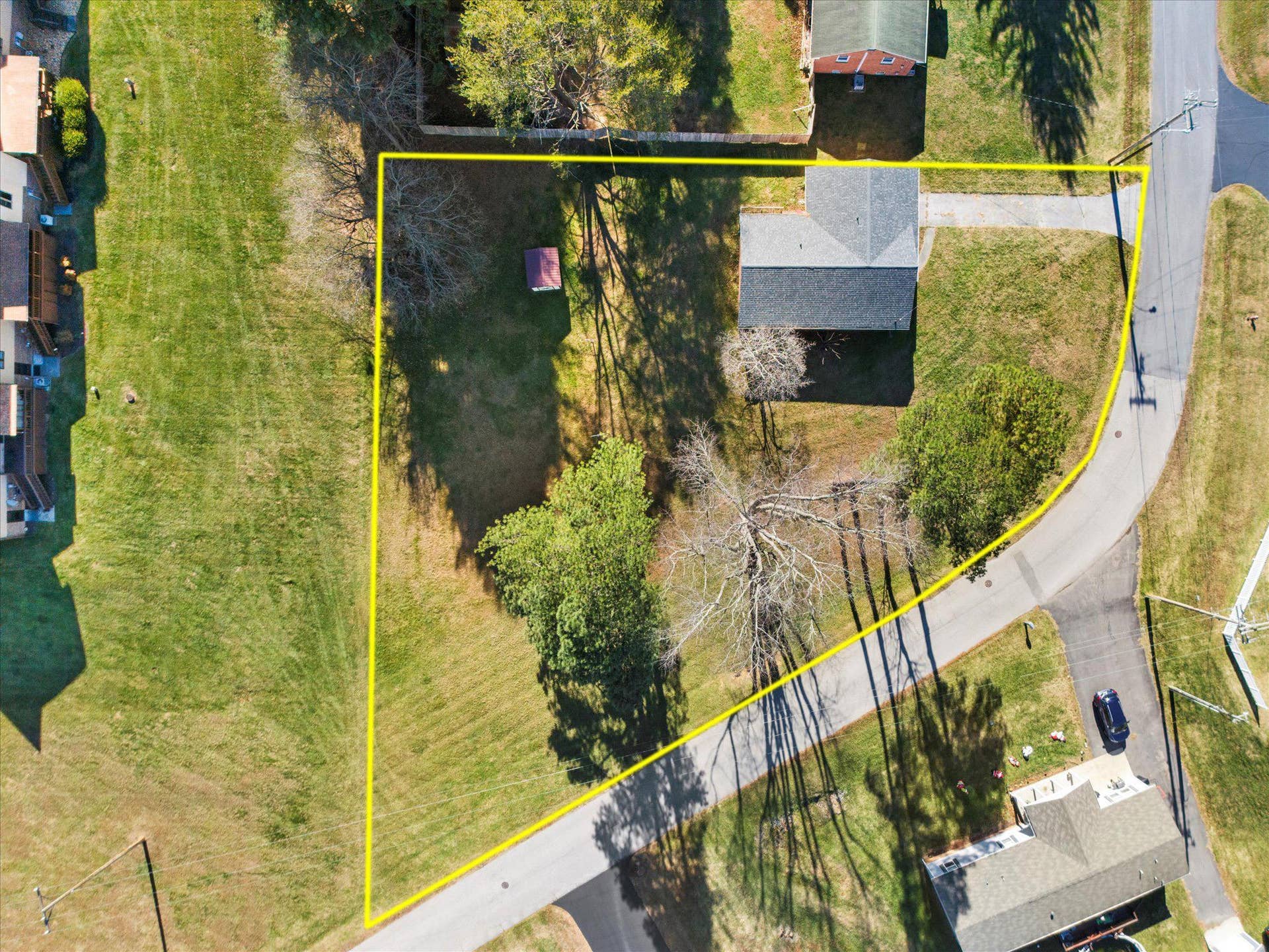 408 Hale Street, Pearisburg, VA 24134