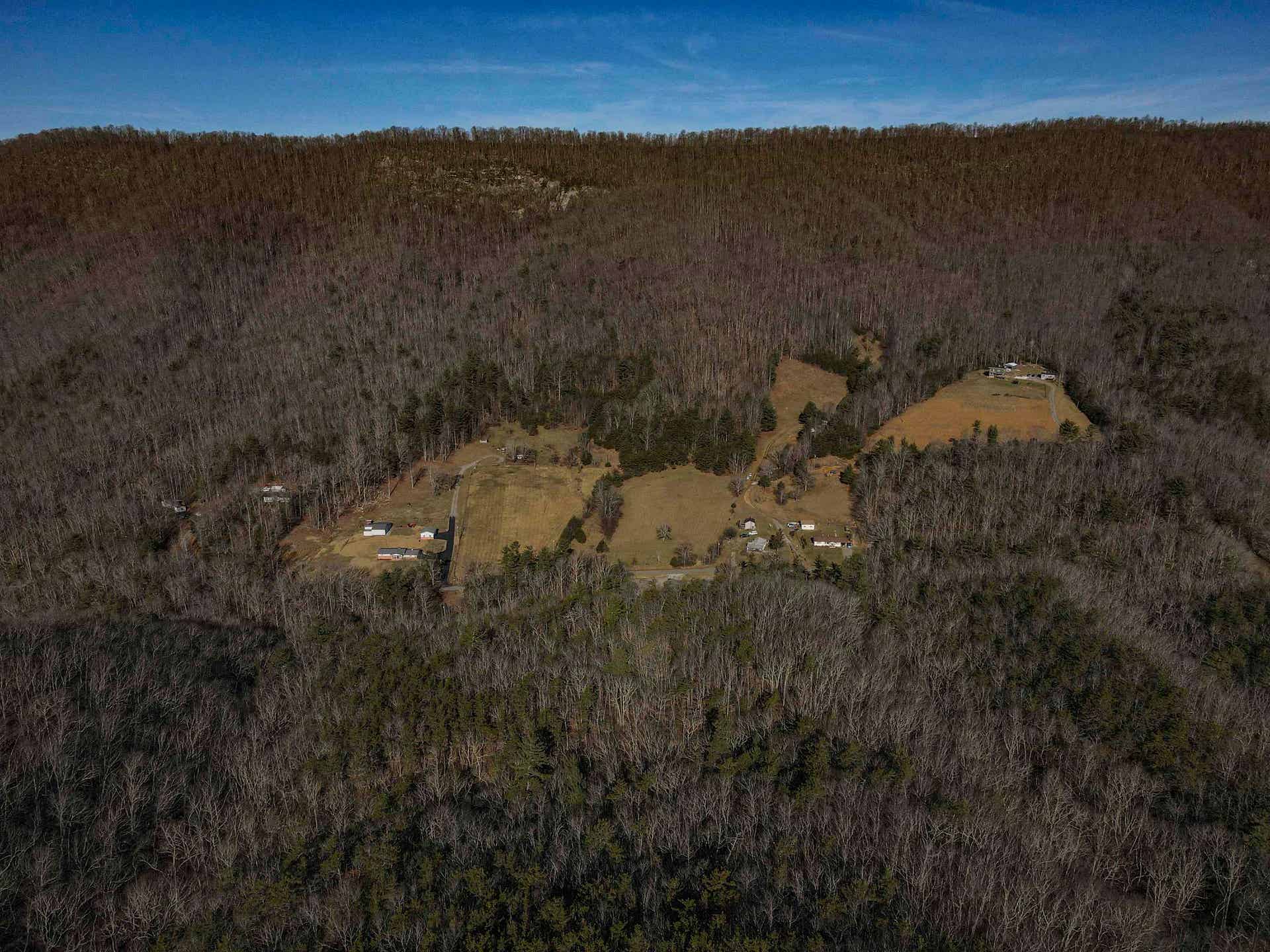 5545 Norris Run Road, Blacksburg, VA 24060