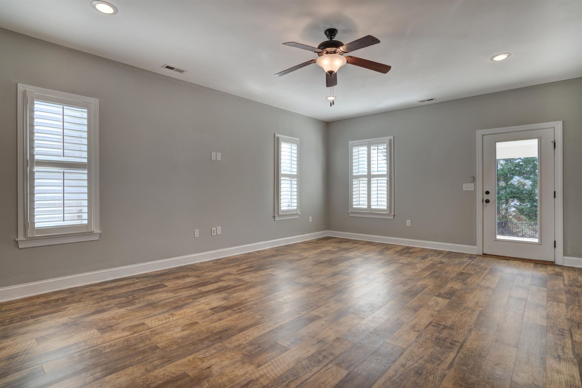 906 Kentwood Drive, Blacksburg, VA 24060