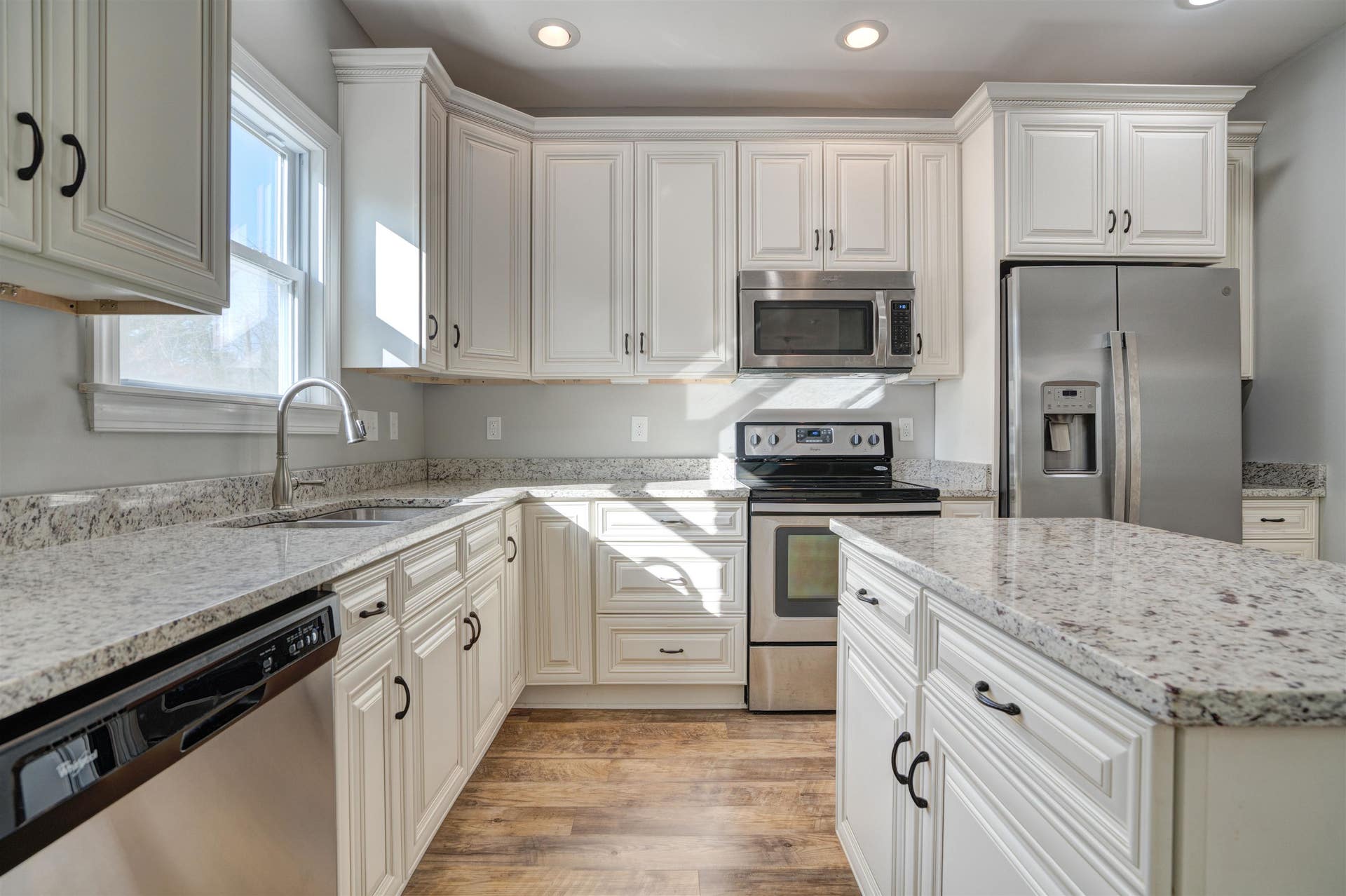 906 Kentwood Drive, Blacksburg, VA 24060