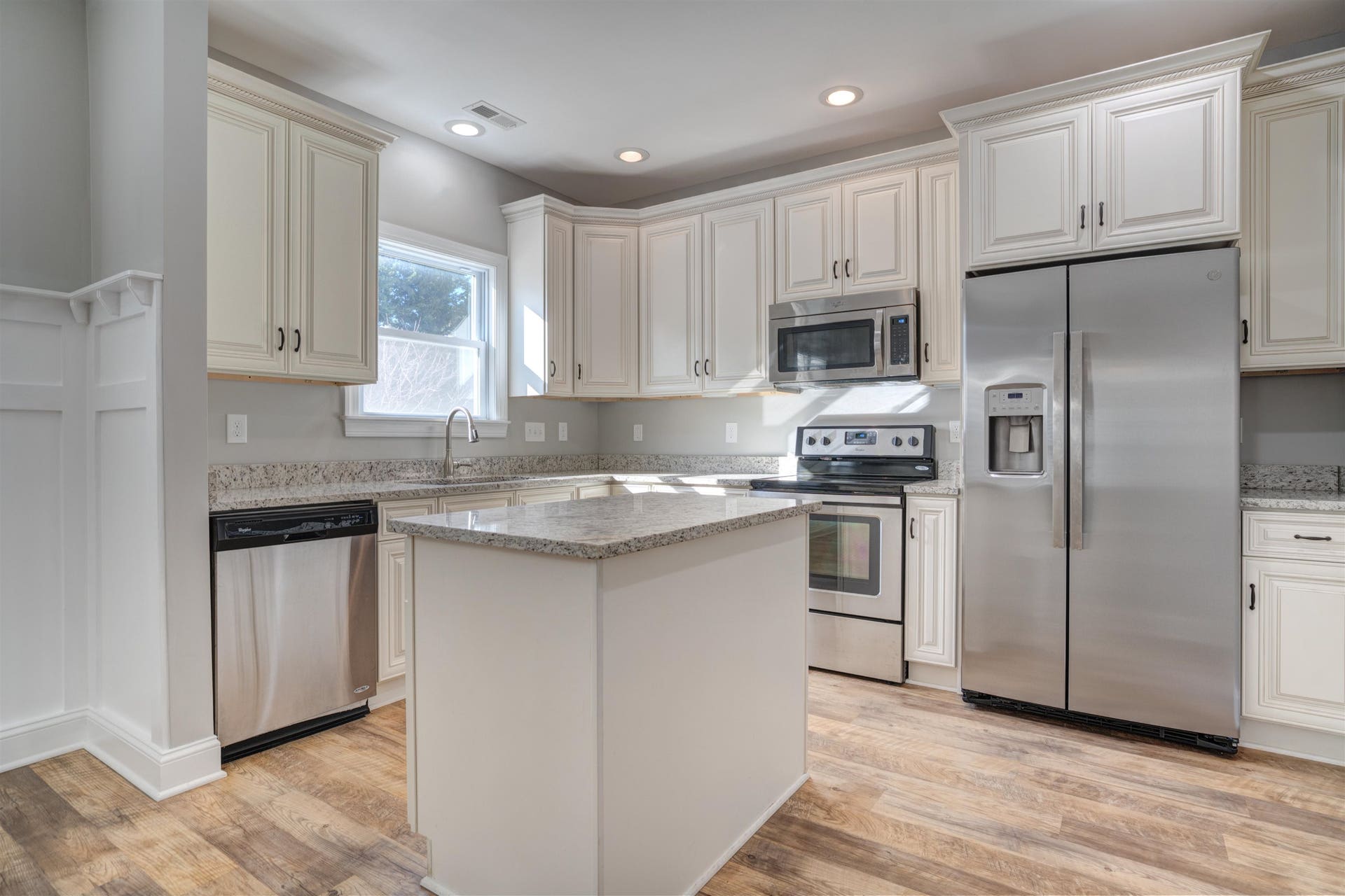 906 Kentwood Drive, Blacksburg, VA 24060