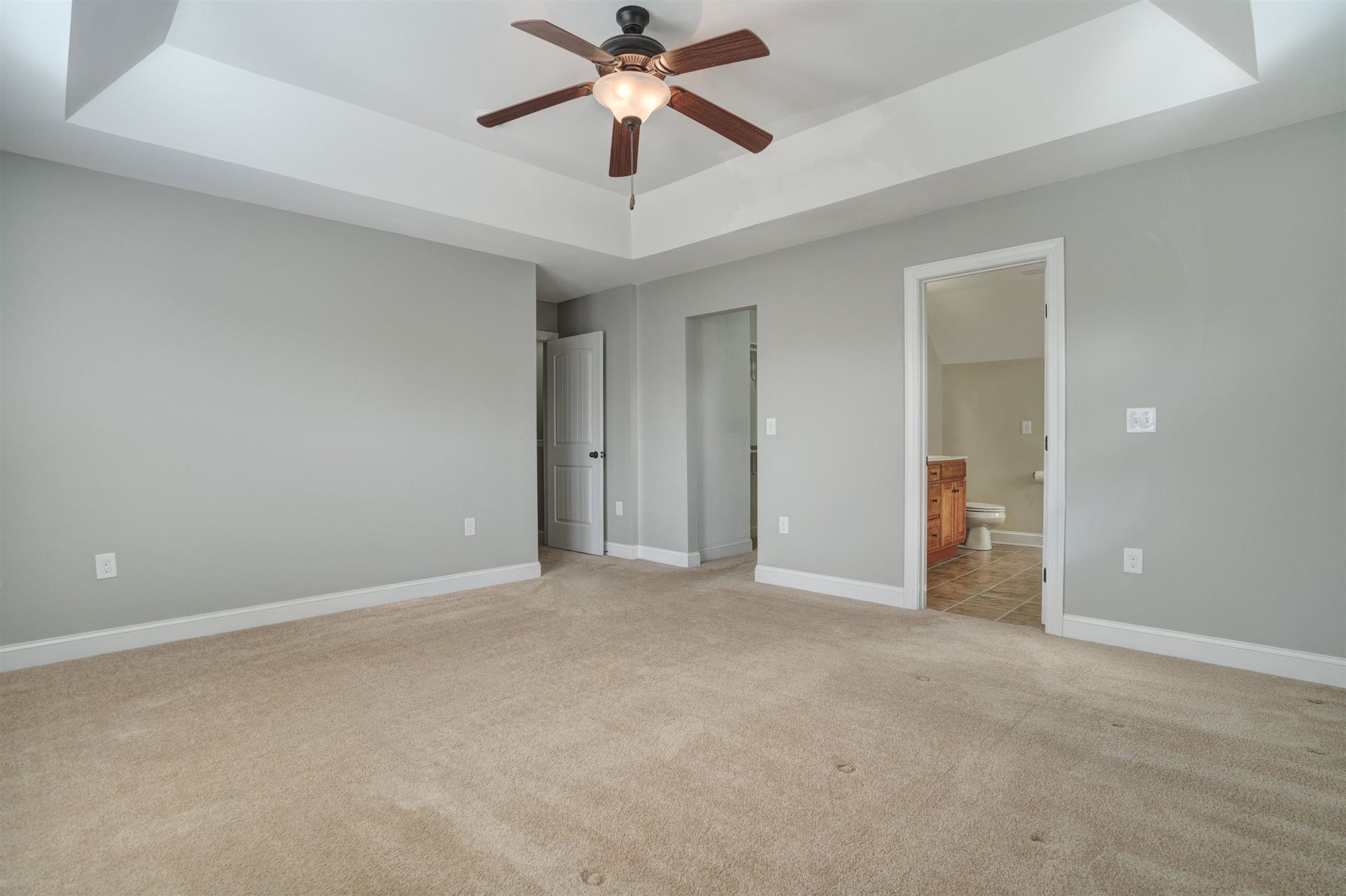 906 Kentwood Drive, Blacksburg, VA 24060