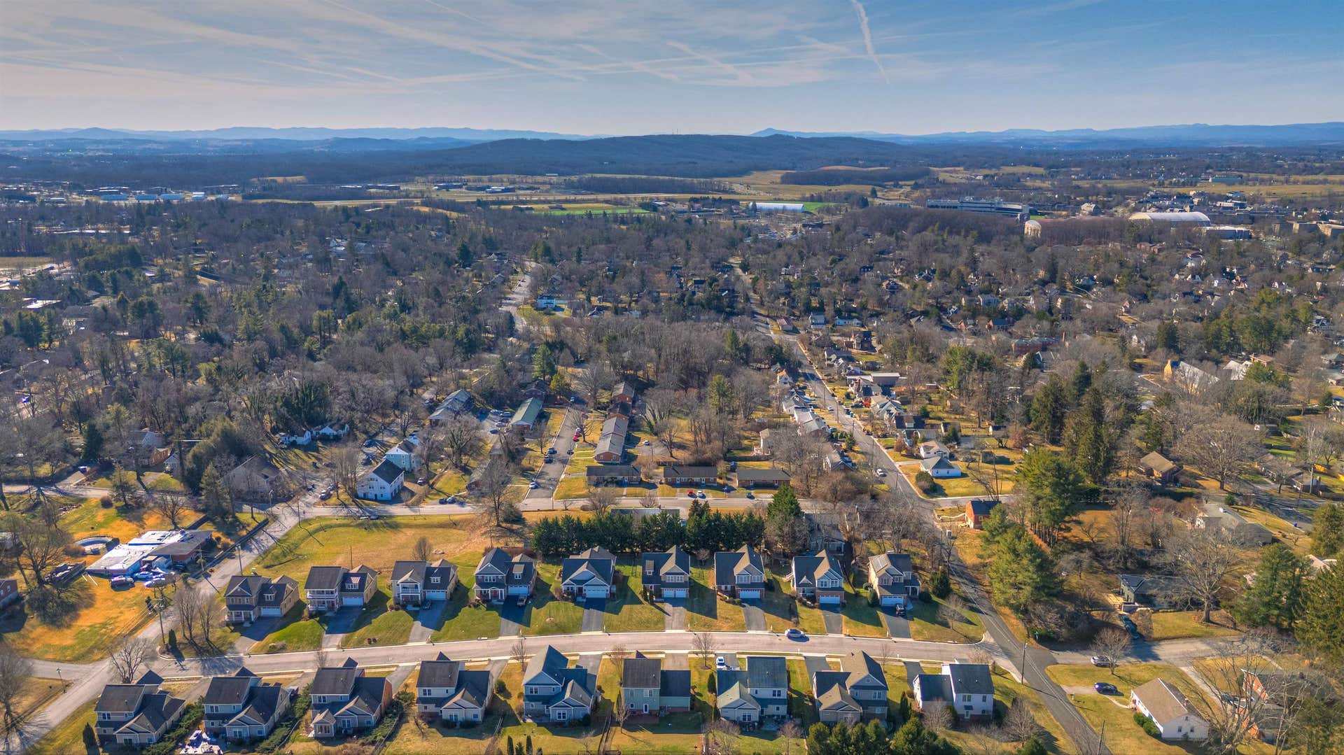 906 Kentwood Drive, Blacksburg, VA 24060