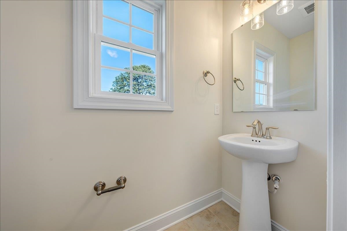 1550 Kensington Way, Christiansburg, VA 24073