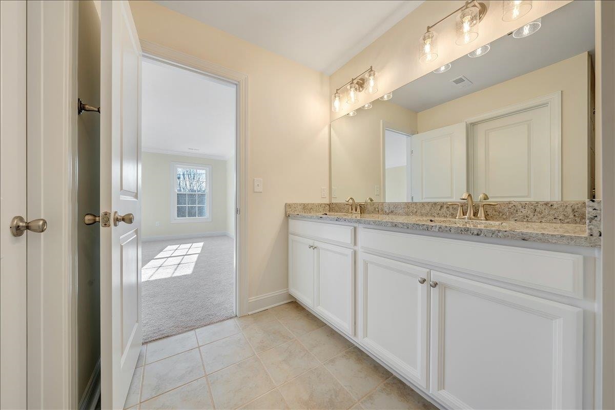 1550 Kensington Way, Christiansburg, VA 24073