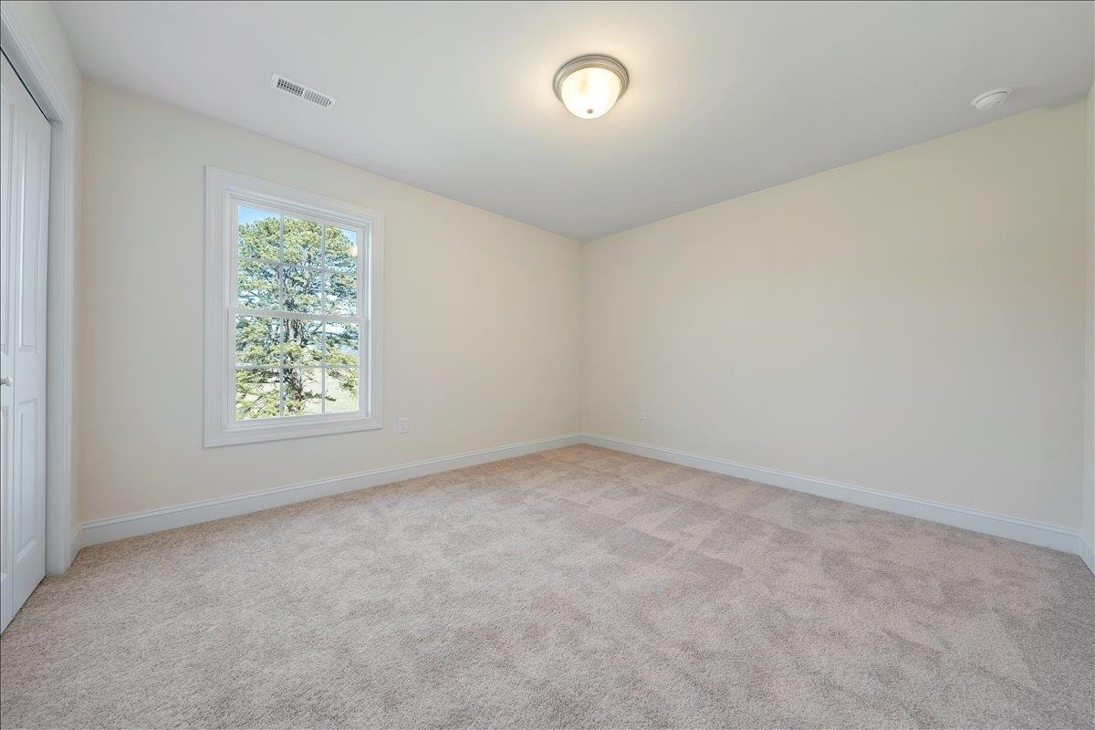 1550 Kensington Way, Christiansburg, VA 24073