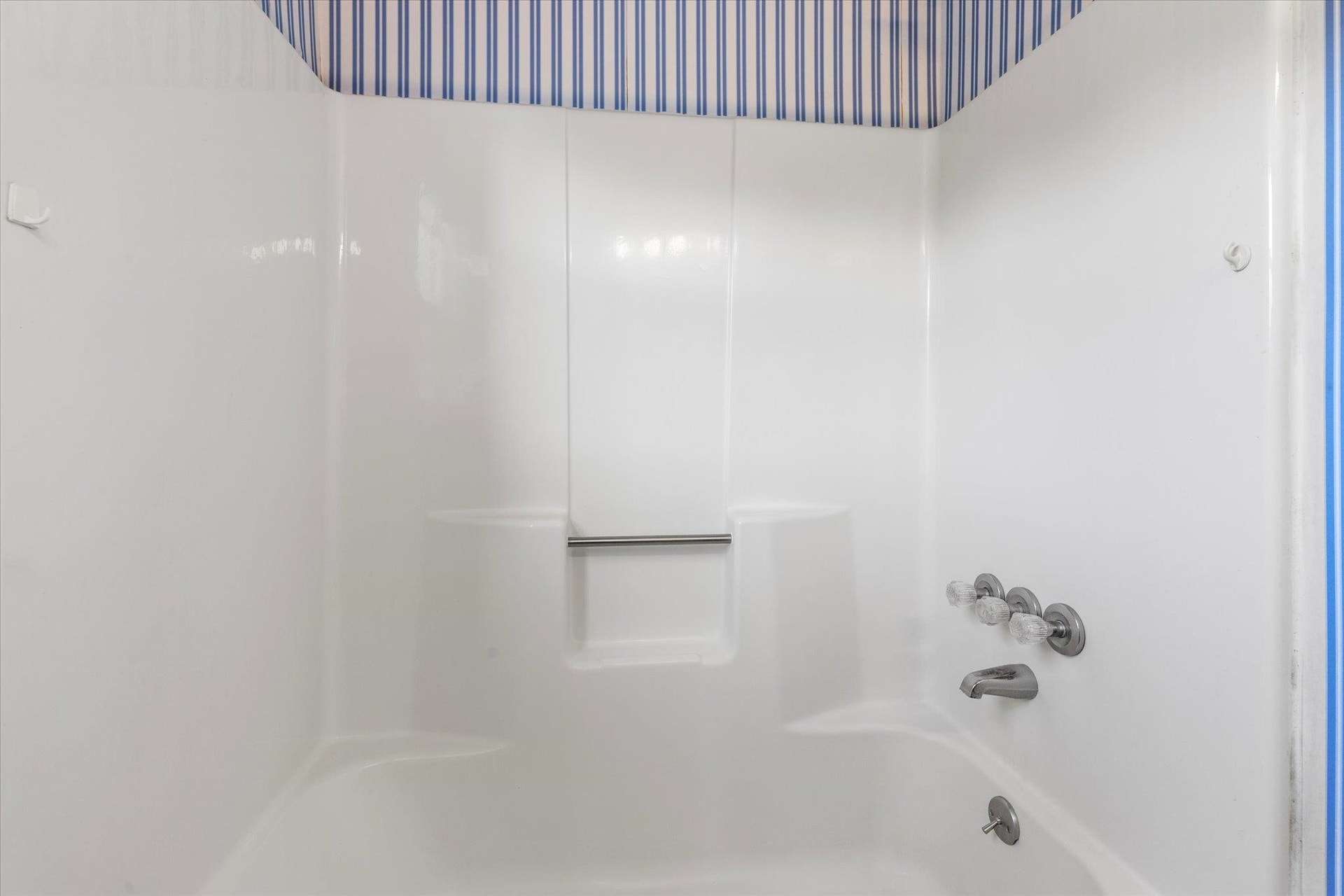 1645 Saint Andrews Circle, Blacksburg, VA 24060