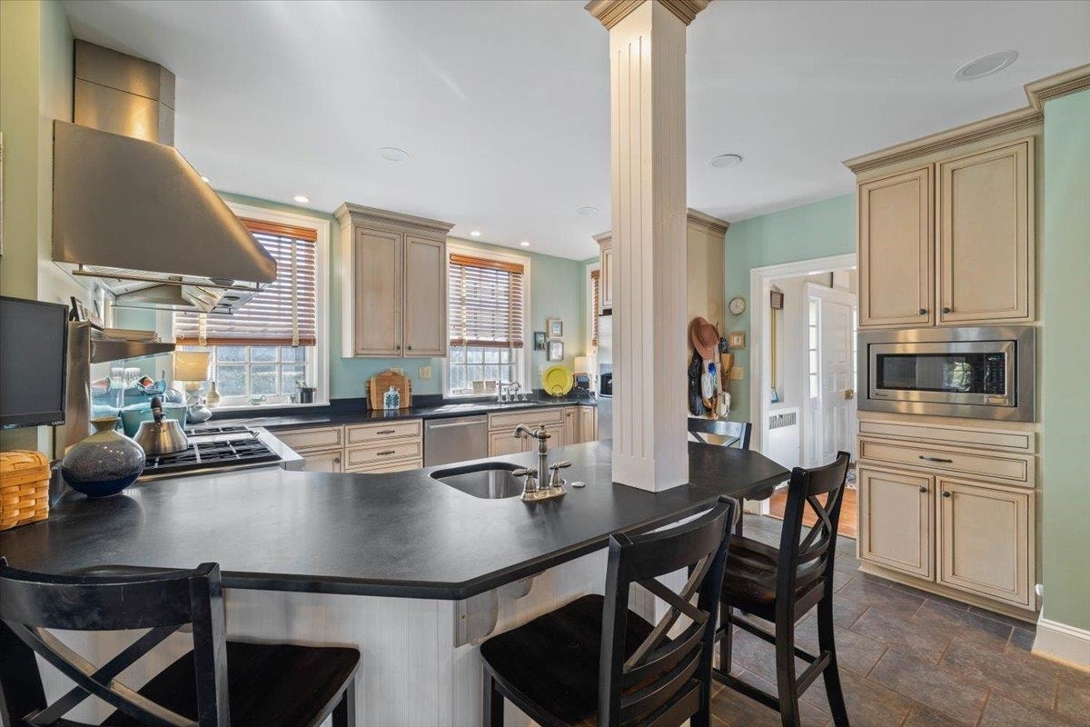 111 Cohee Road, Blacksburg, VA 24060
