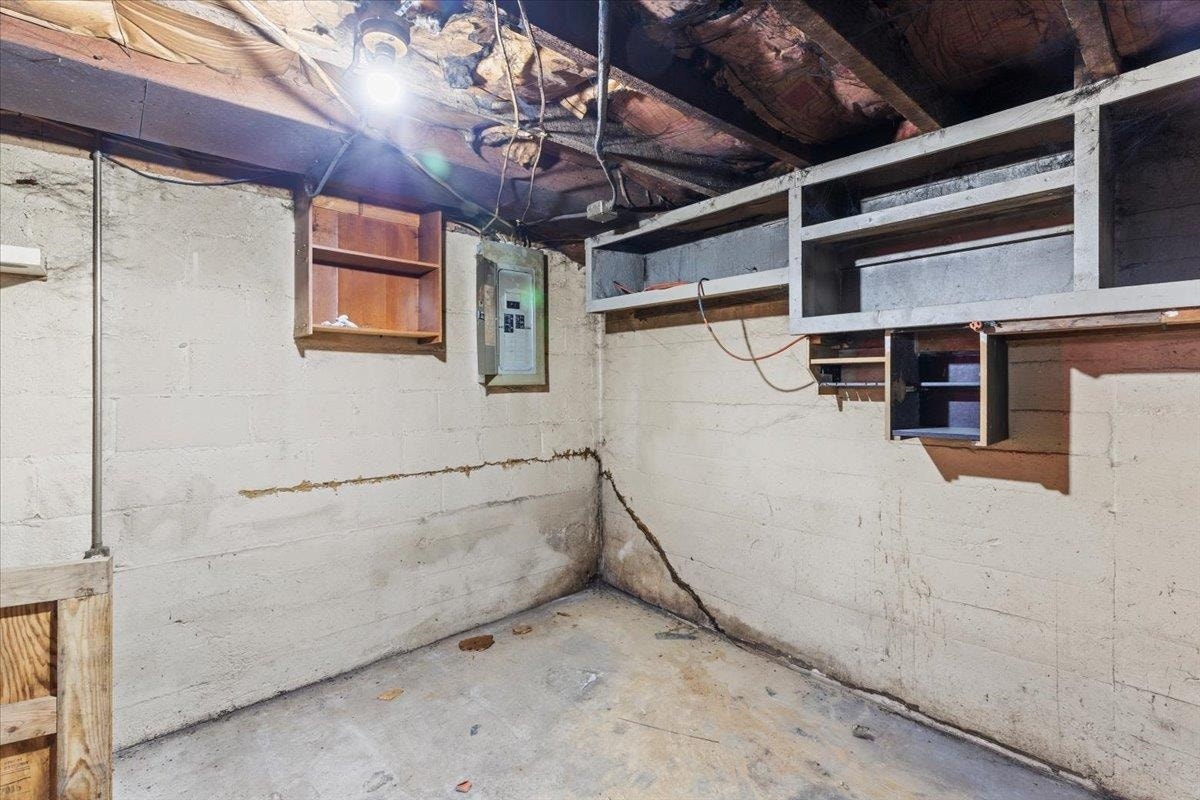102 Linden Street, Ripplemead, VA 24150