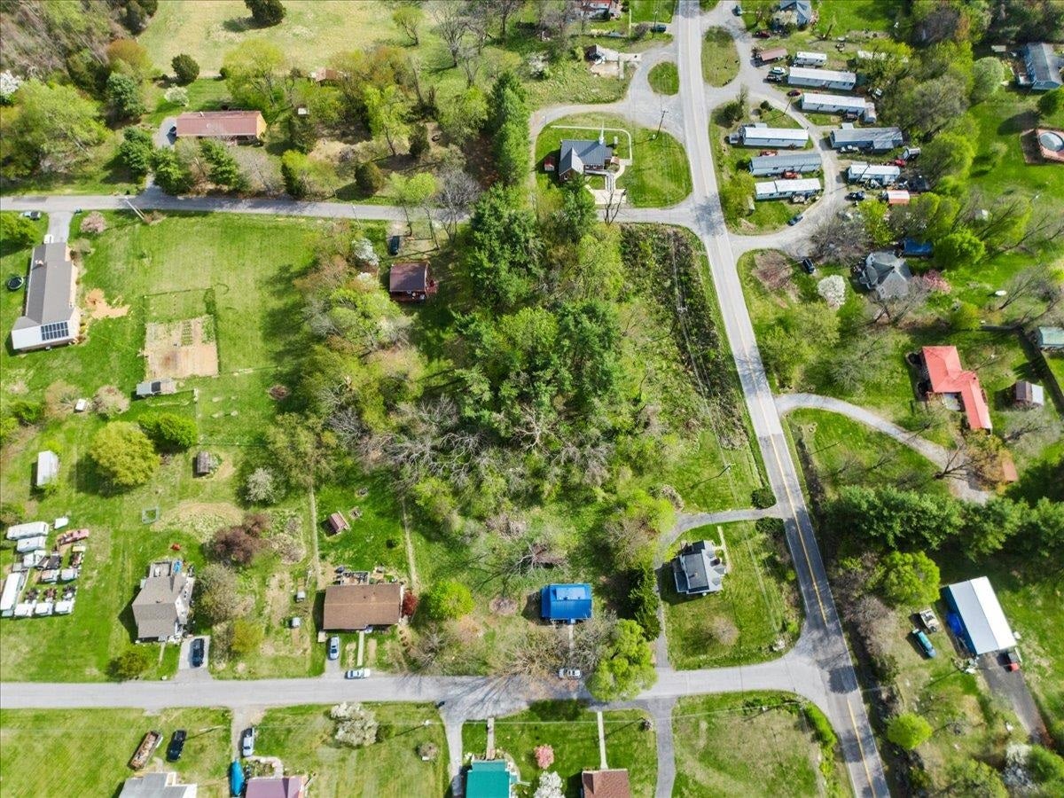 102 Linden Street, Ripplemead, VA 24150
