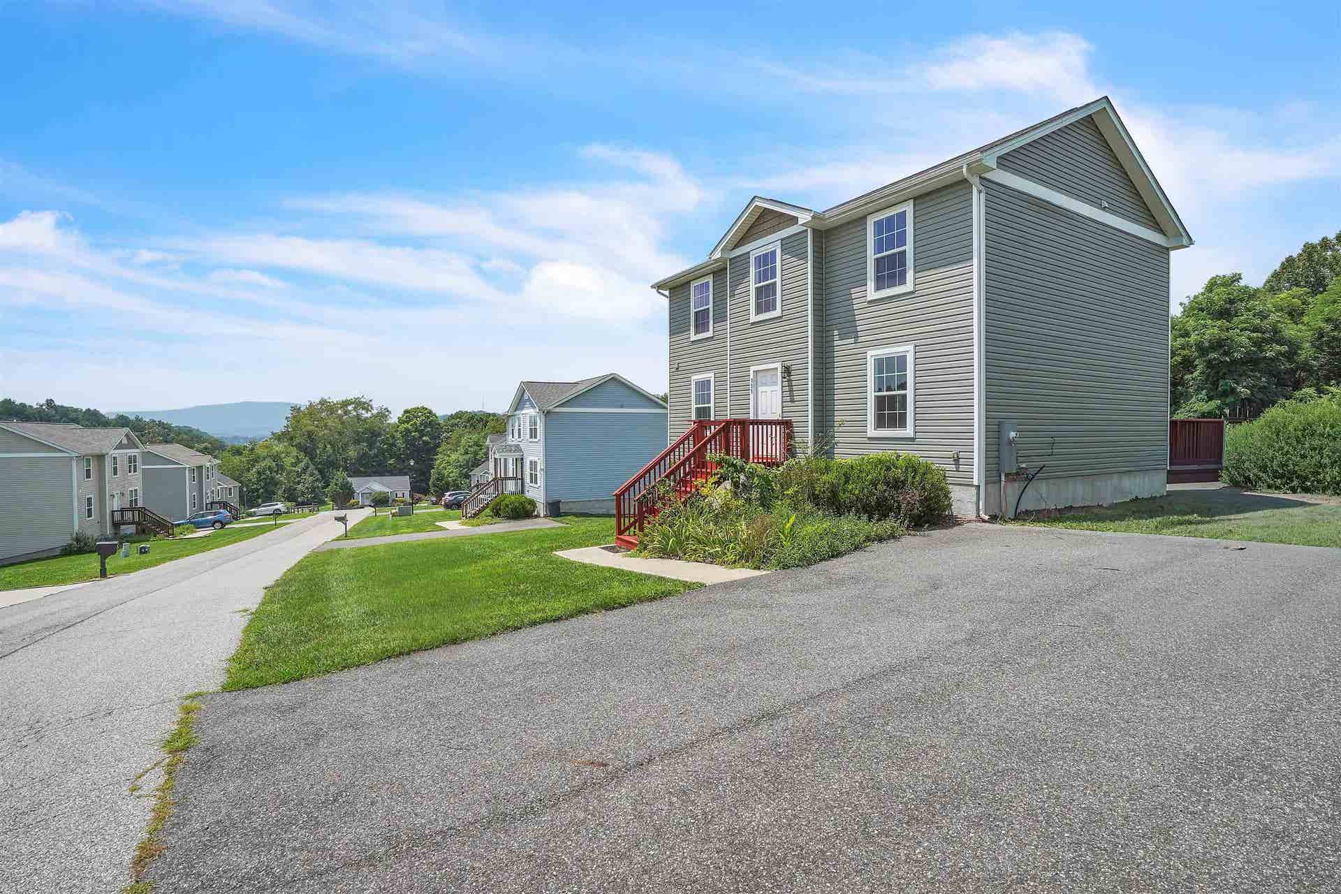 111 Prairie View Lane, Pembroke, VA 24136