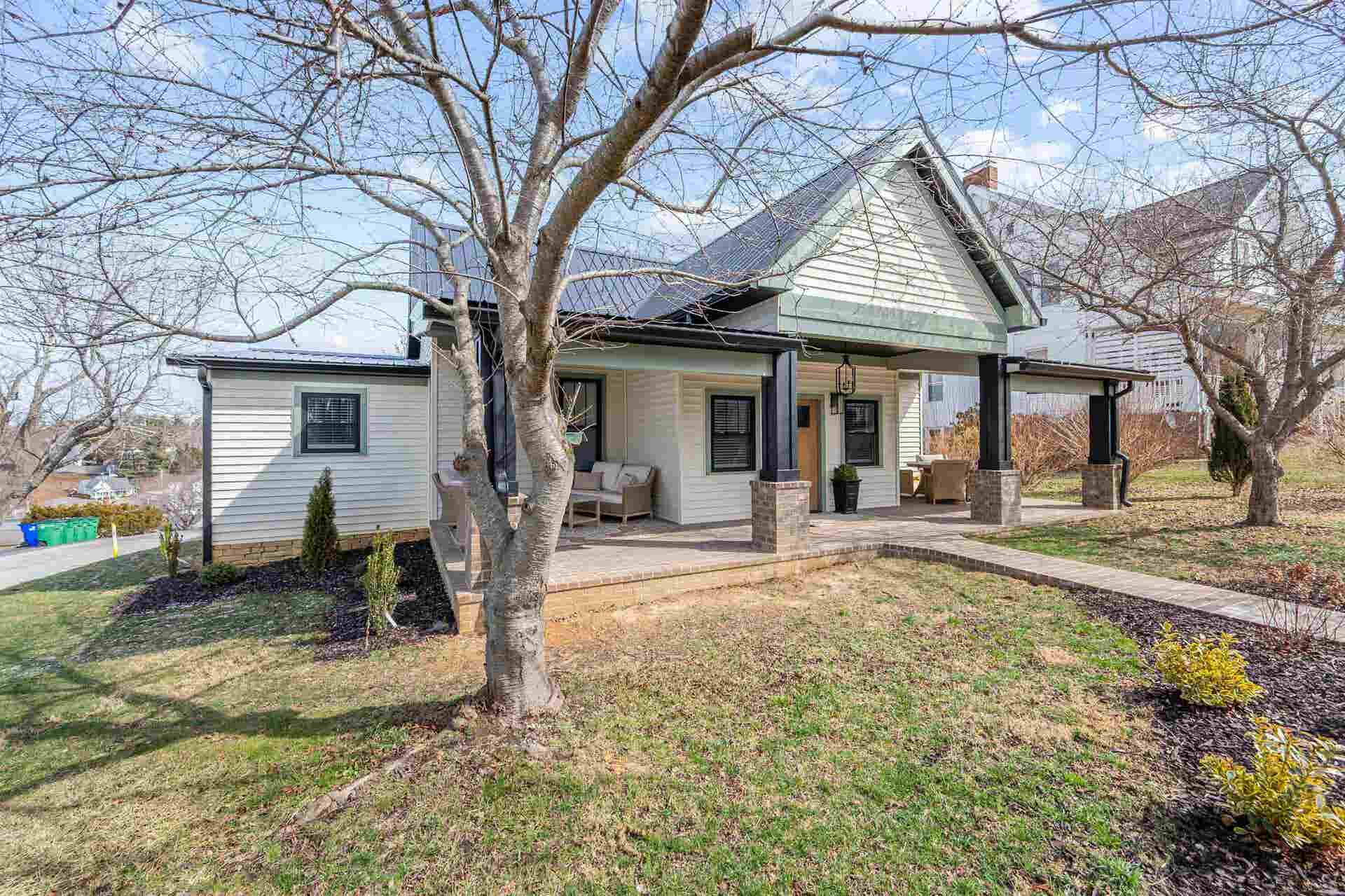 200 S Franklin Street, Christiansburg, VA 24073