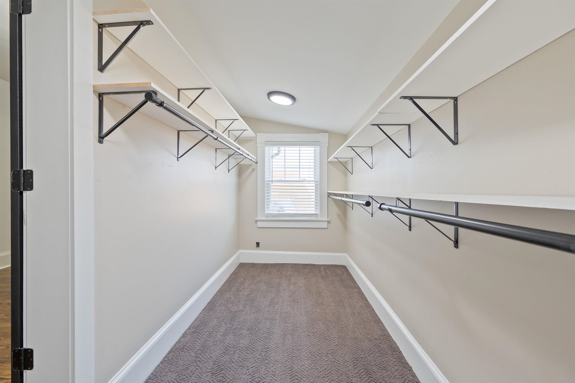 200 S Franklin Street, Christiansburg, VA 24073